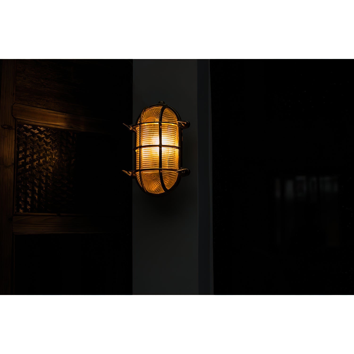 Erthearis Vintage Brass Bunker Sconce Wall Lamp - Letslighting