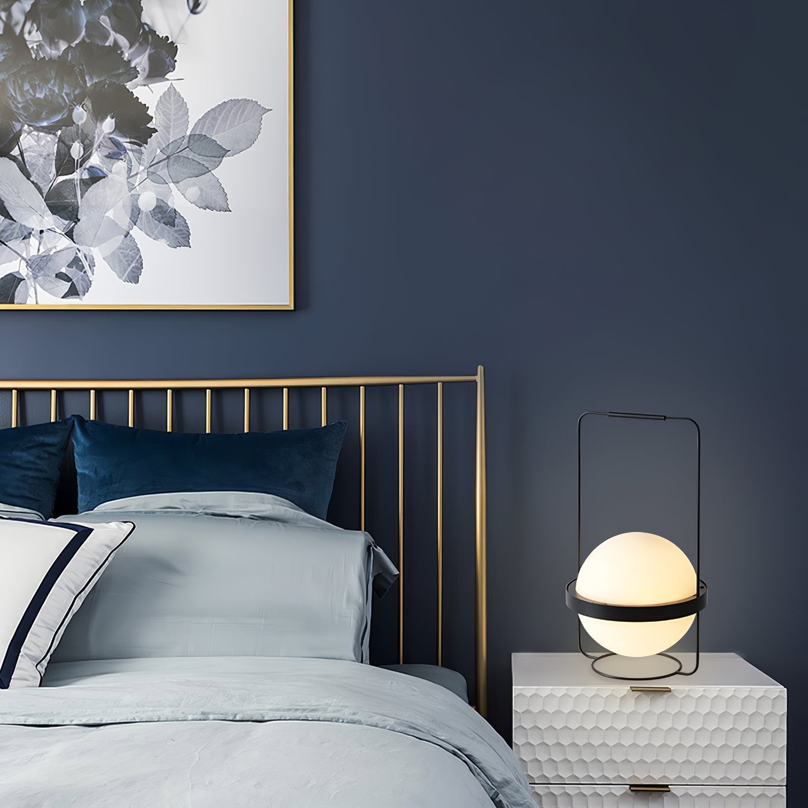 Eric Contemporary Metal Table Lamp - Blowlighting