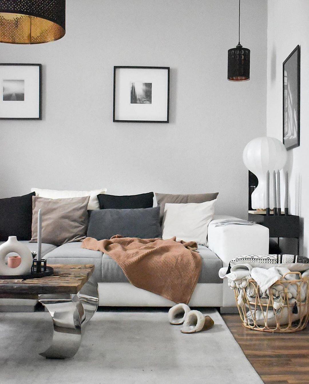 Pulsice Steel Sculptural Table Lamp - Letslighting