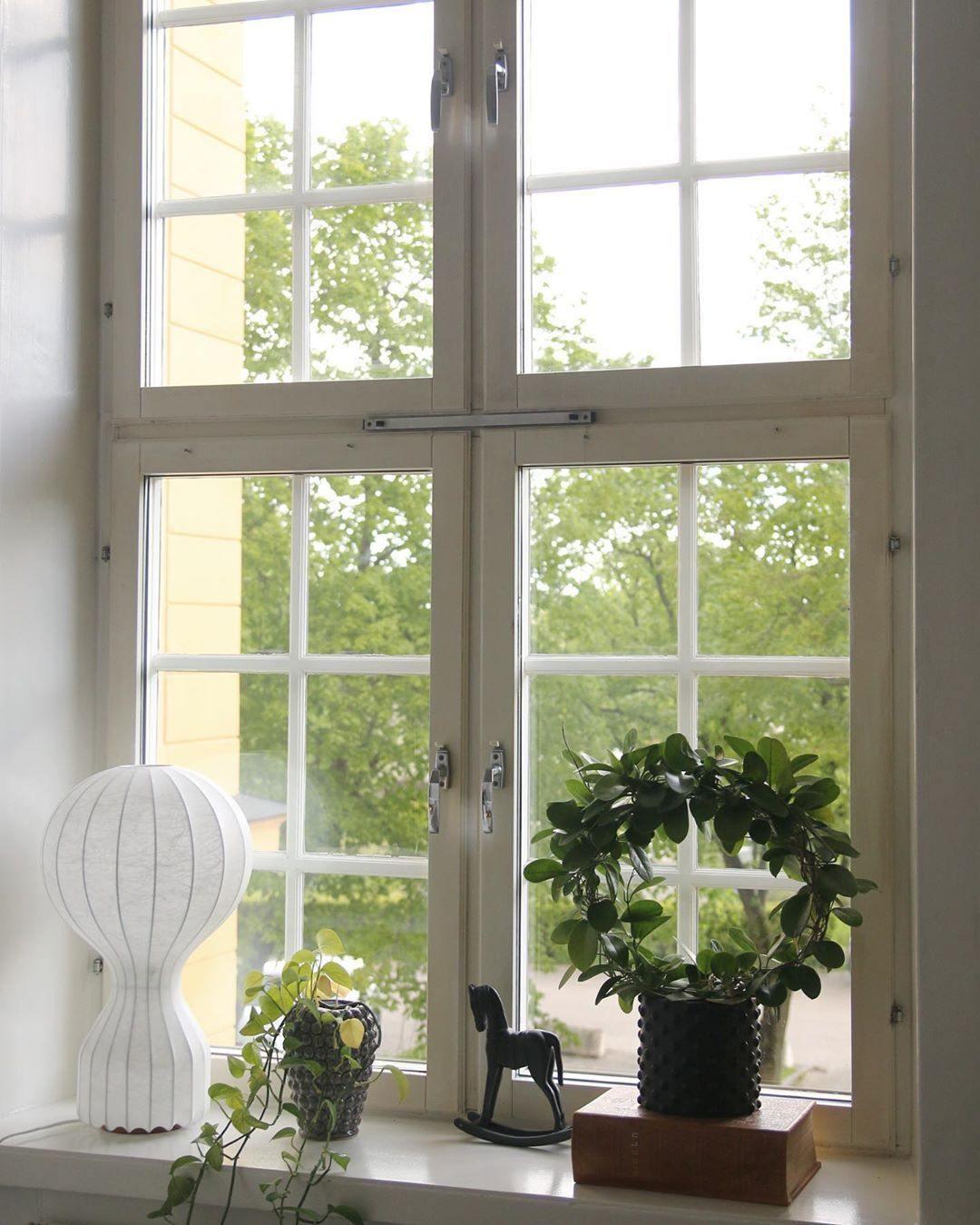 Pulsice Steel Sculptural Table Lamp - Letslighting