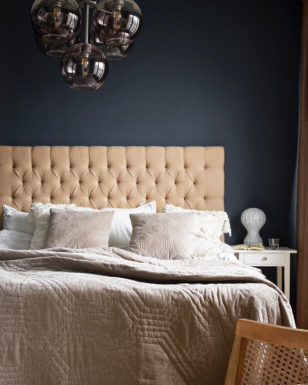 Pulsice Steel Sculptural Table Lamp - Letslighting