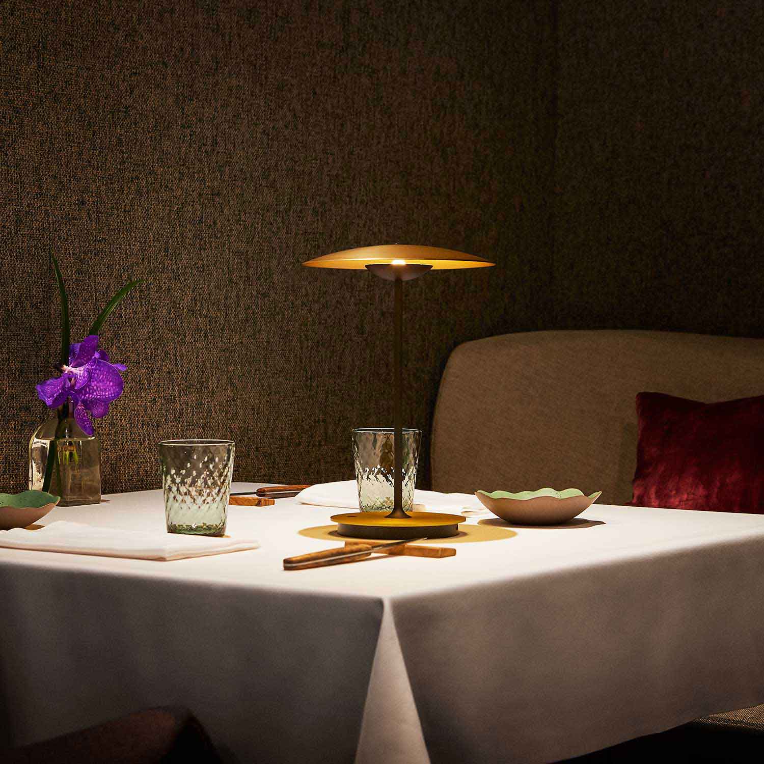 Solara Table Light Slim Minimalist - Letslighting