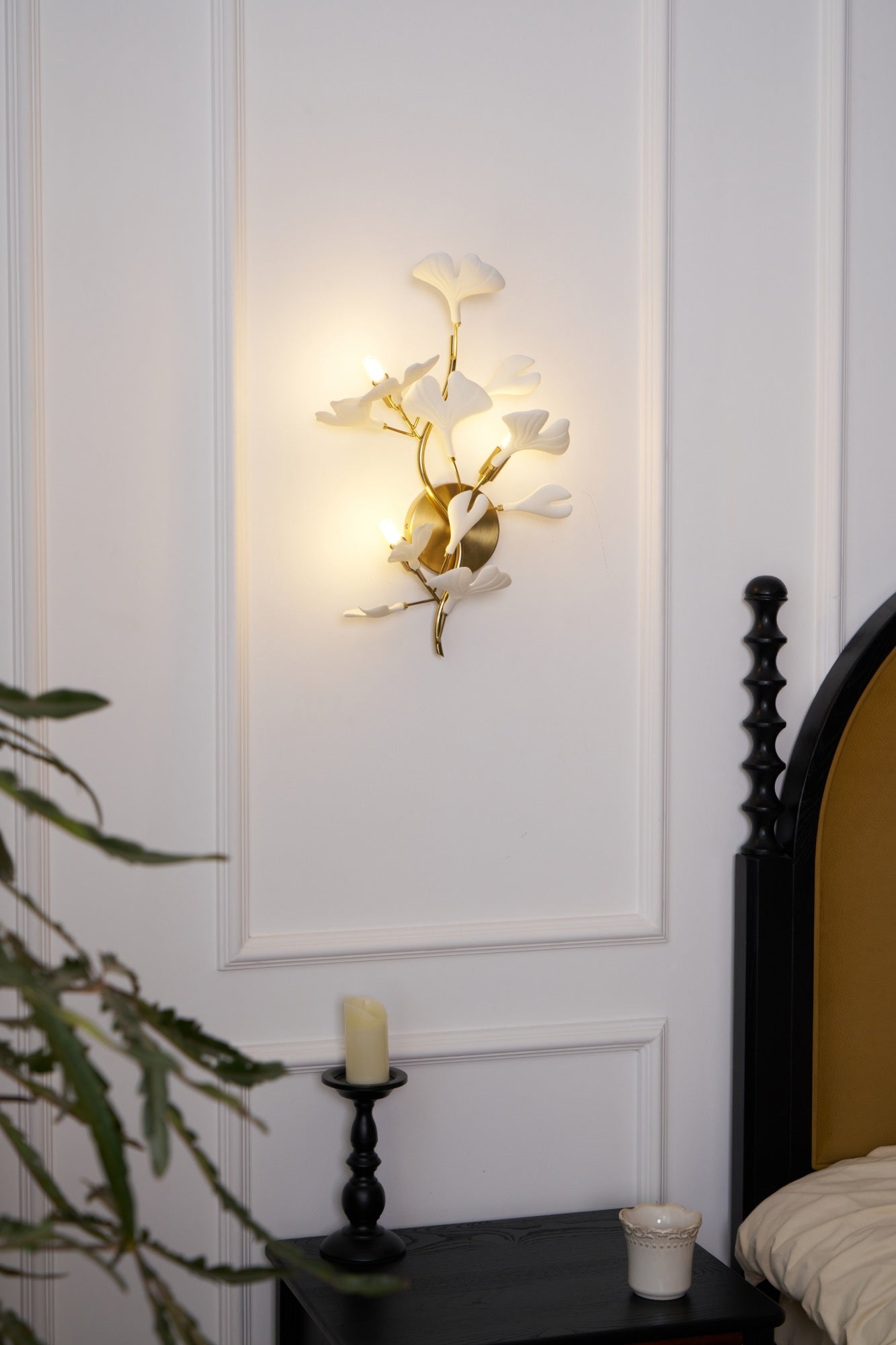 Wylie Postmodern Luxury Gingko Ceramics Wall Lamp - Letslighting
