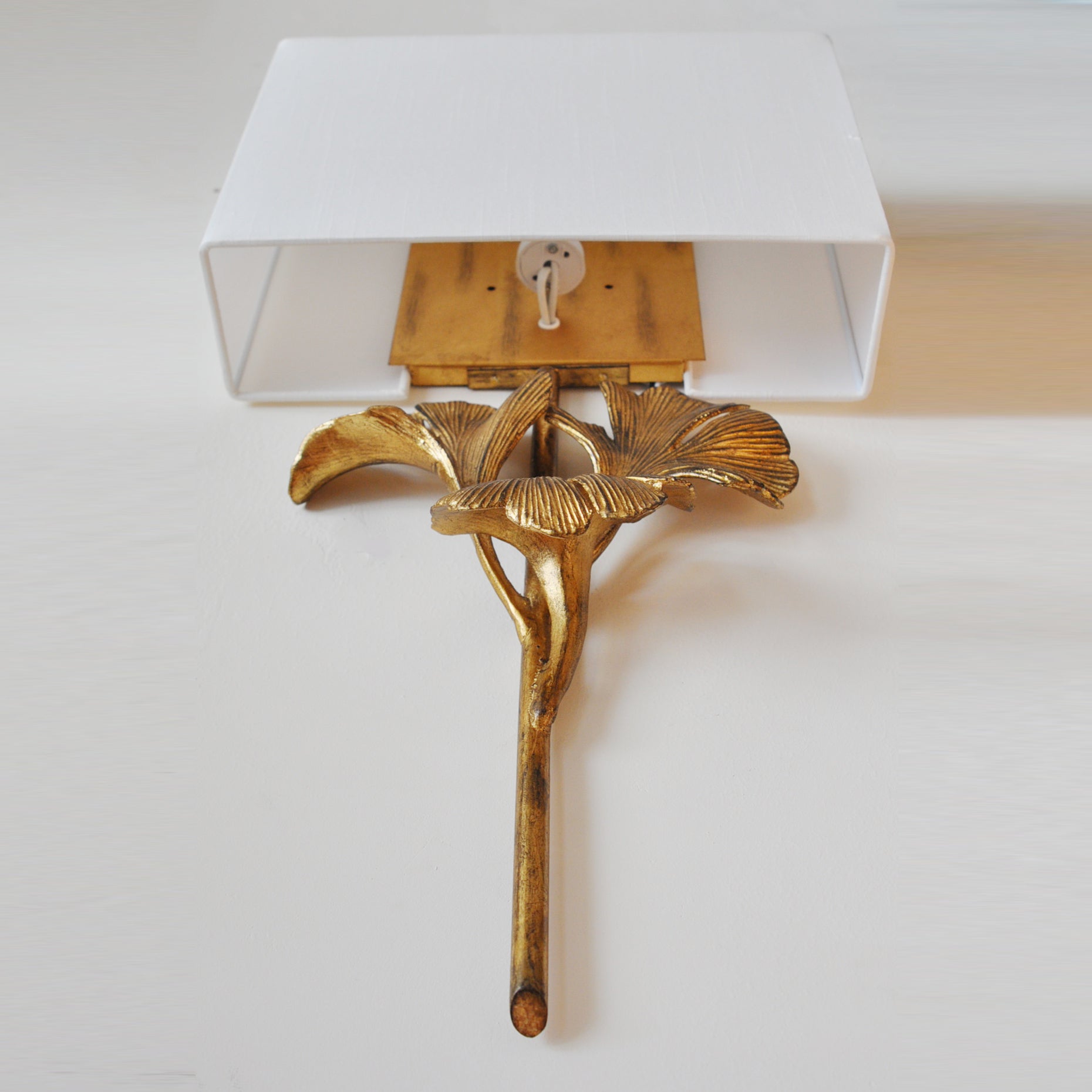 Silva Ginkgo Leaf Wall Lamp - Letslighting