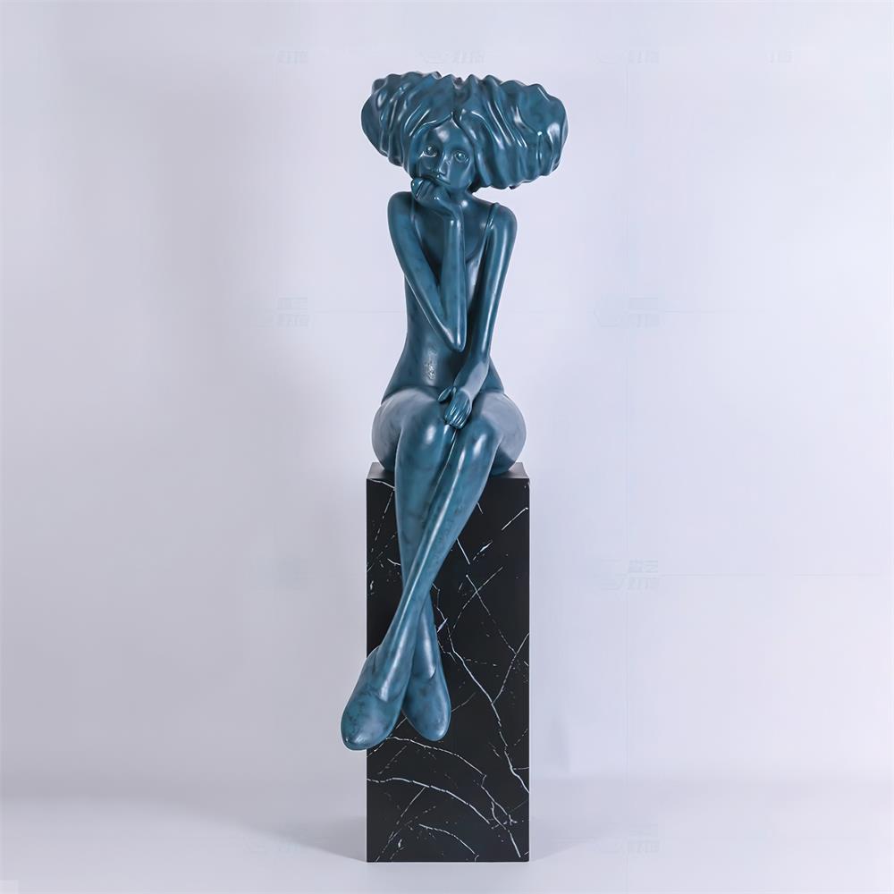 Lumenova Sculpture Girl Meditate Artistic - Letslighting