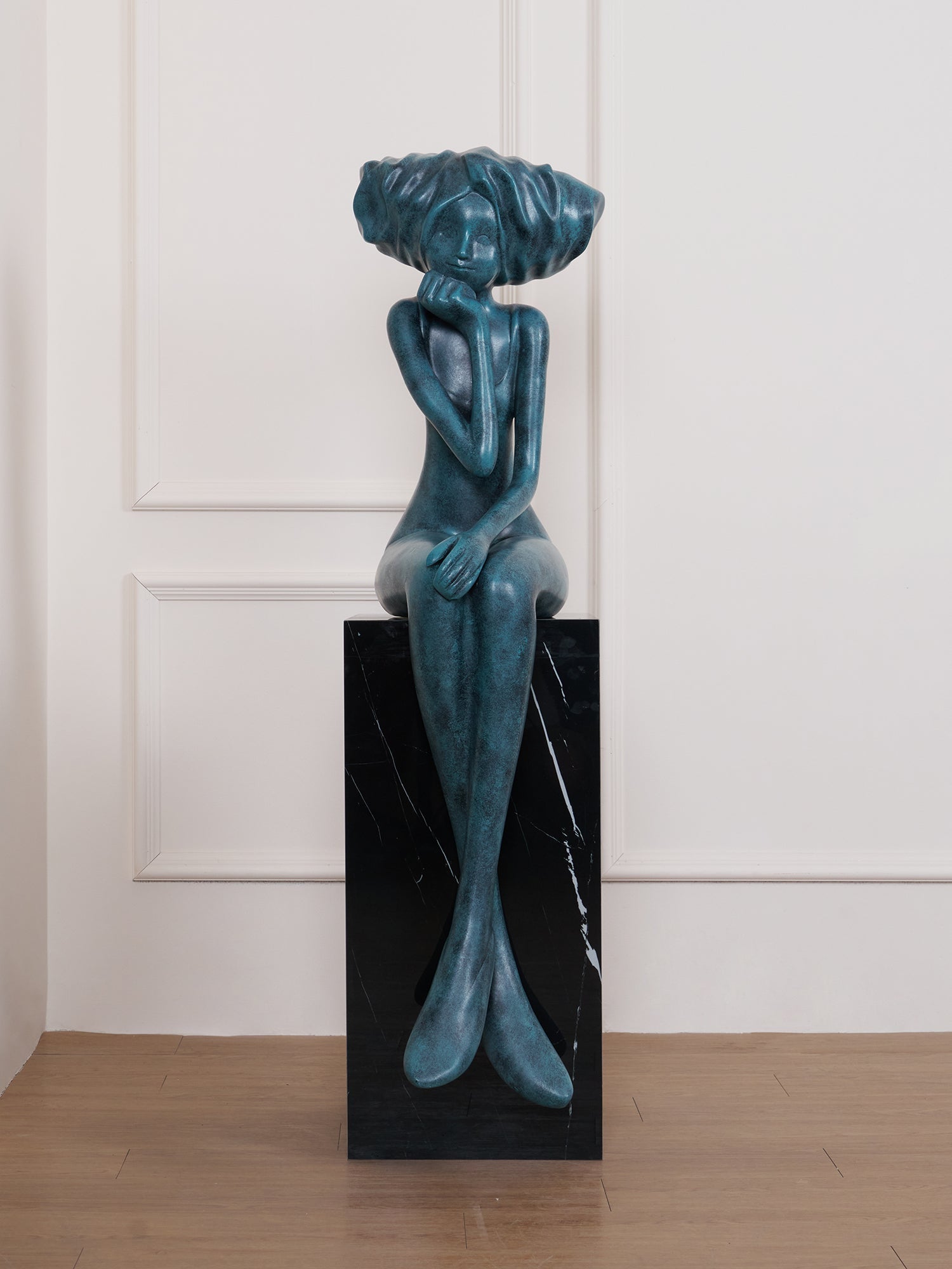 Lumenova Sculpture Girl Meditate Artistic - Letslighting