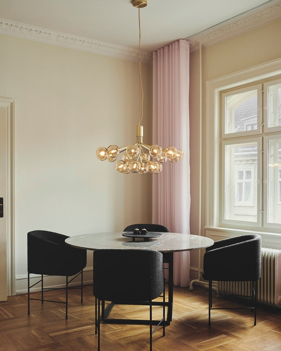 Lustra Pendant Lamp Glass Globe Cluster Brass - Letslighting