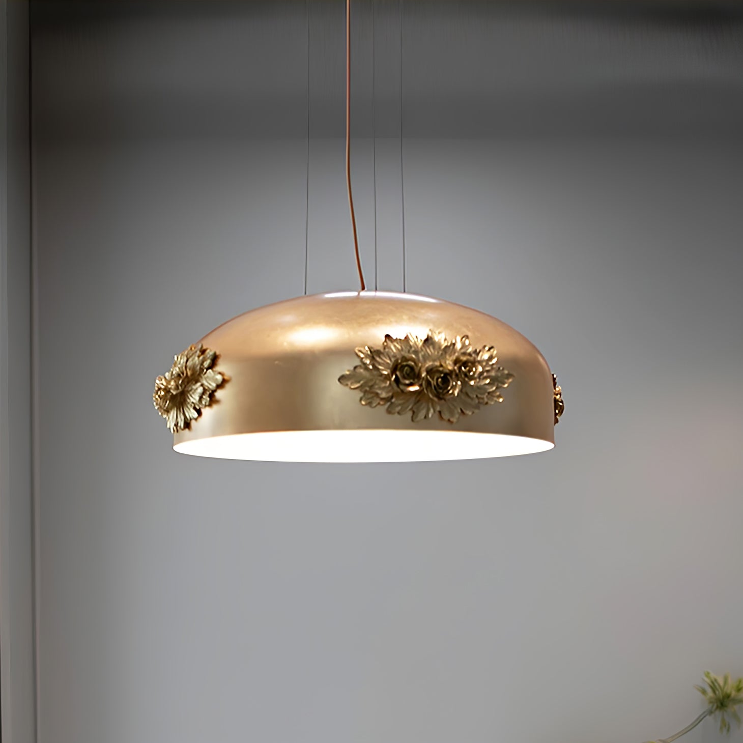 Zesolila Traditional Art Gold Pendant Light - Letslighting