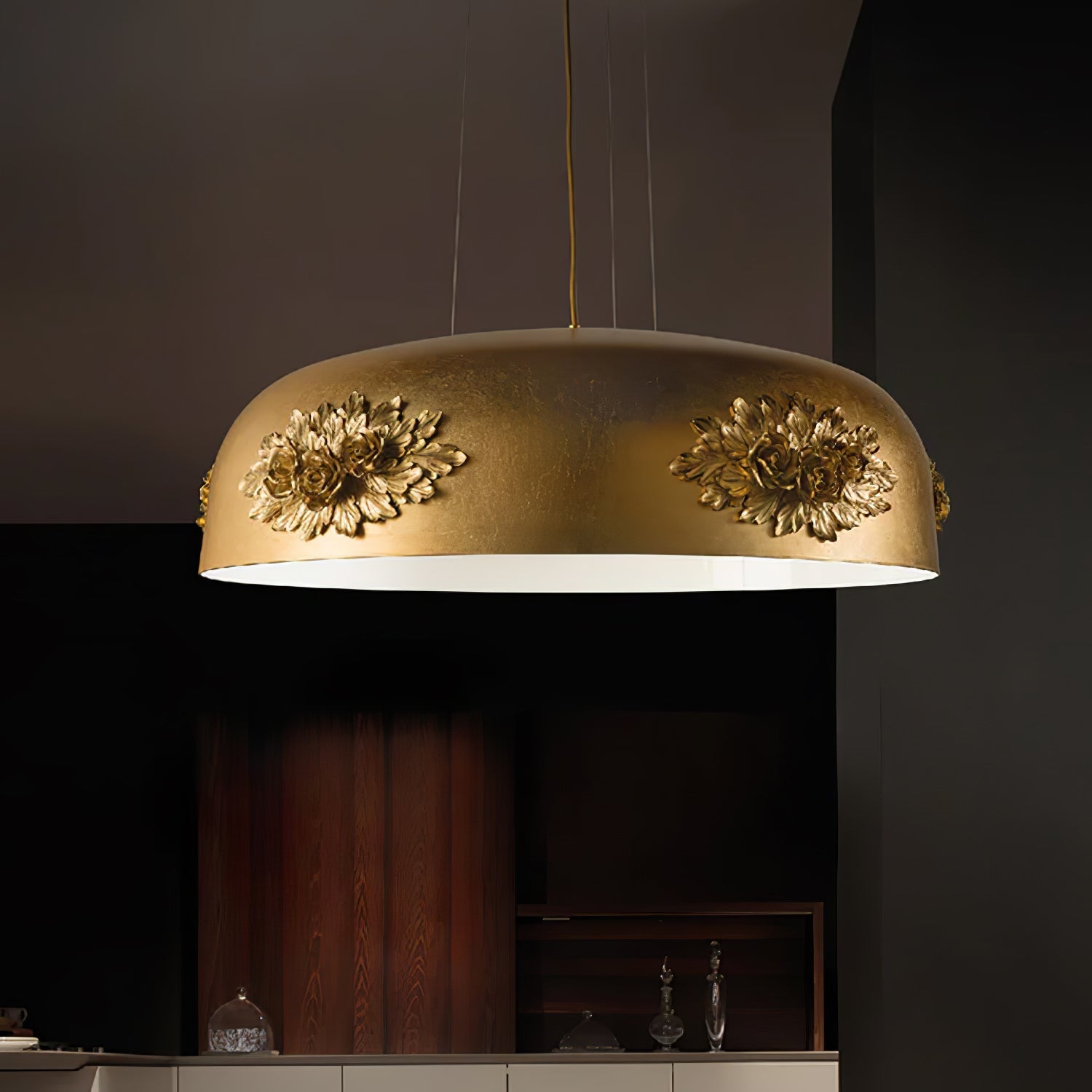 Zesolila Traditional Art Gold Pendant Light - Letslighting