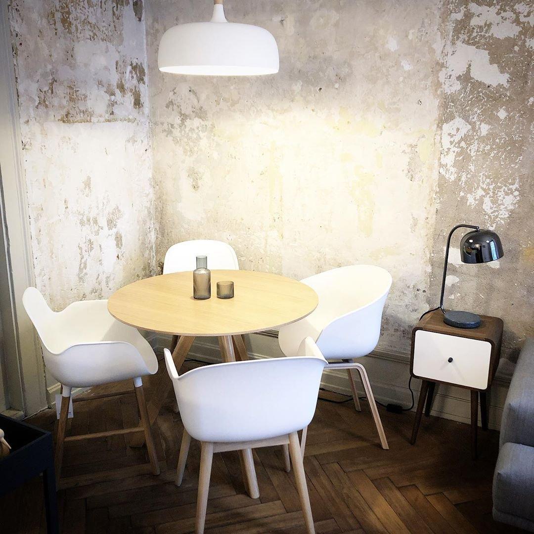 Elara Minimalist Table Lamp - Letslighting