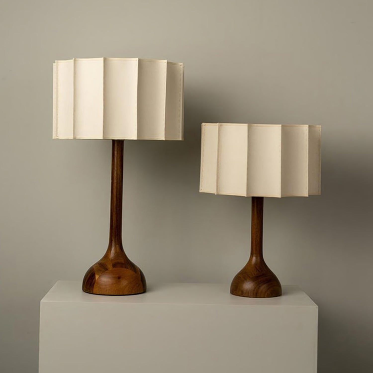 Solstise Wood Fabric Retro Table Lamp - Letslighting