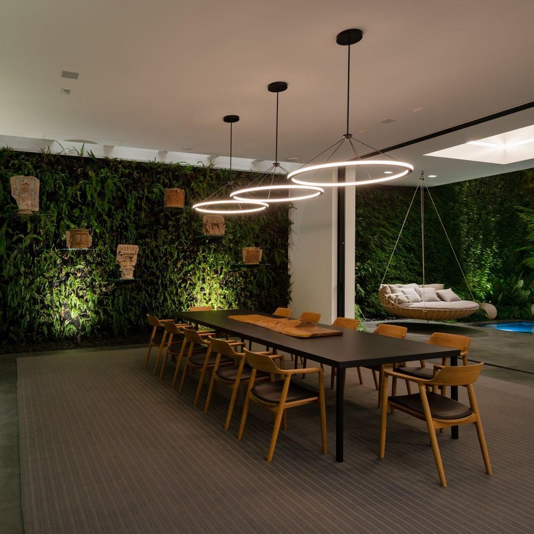 Yates Minimalist Circle Pendant Light - Letslighting