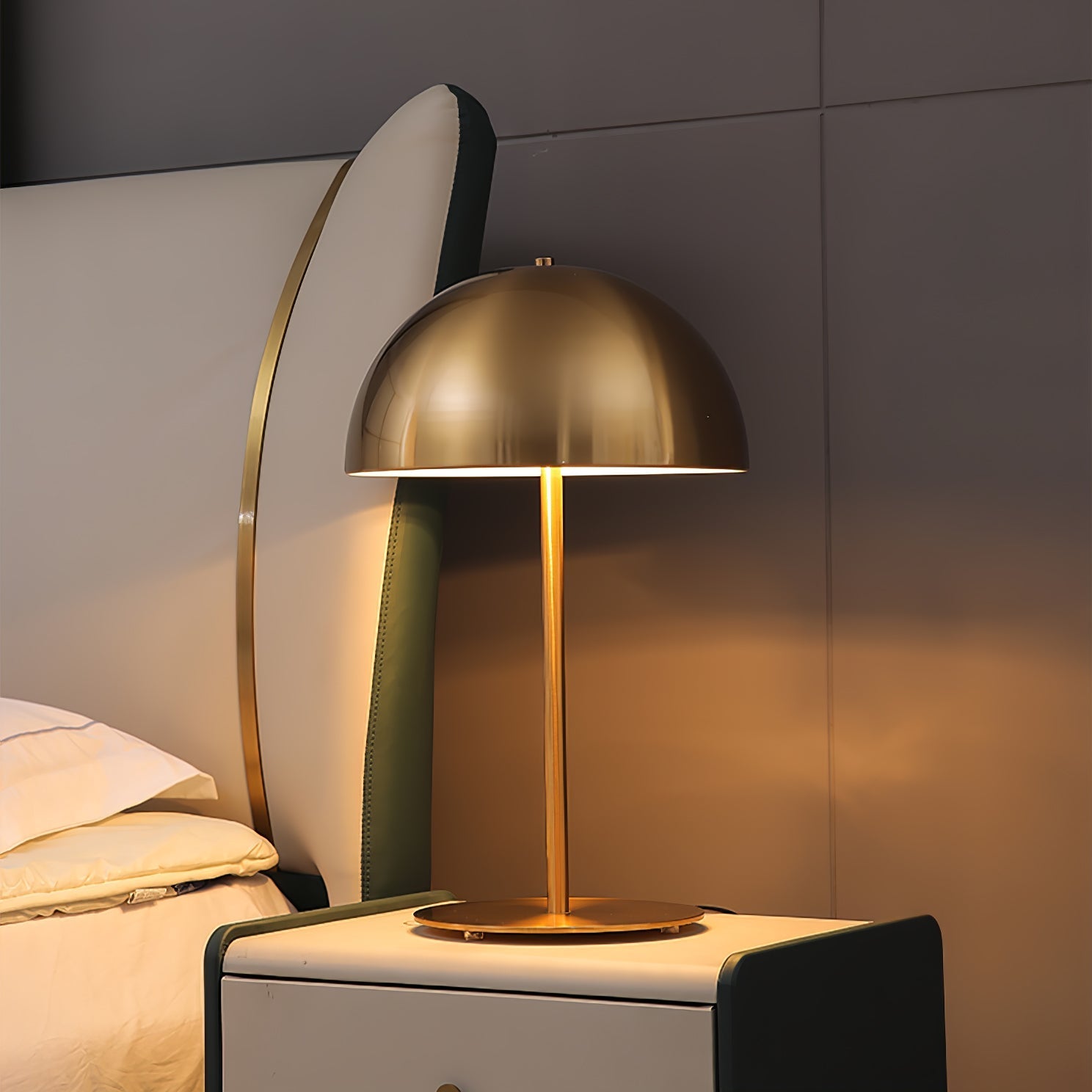 Zephen Acrylic Scandinavian Table Lamp - Letslighting