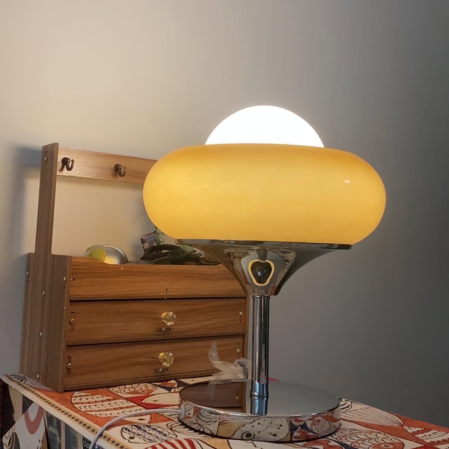 Solise Glass Retro Table Lamp - Letslighting