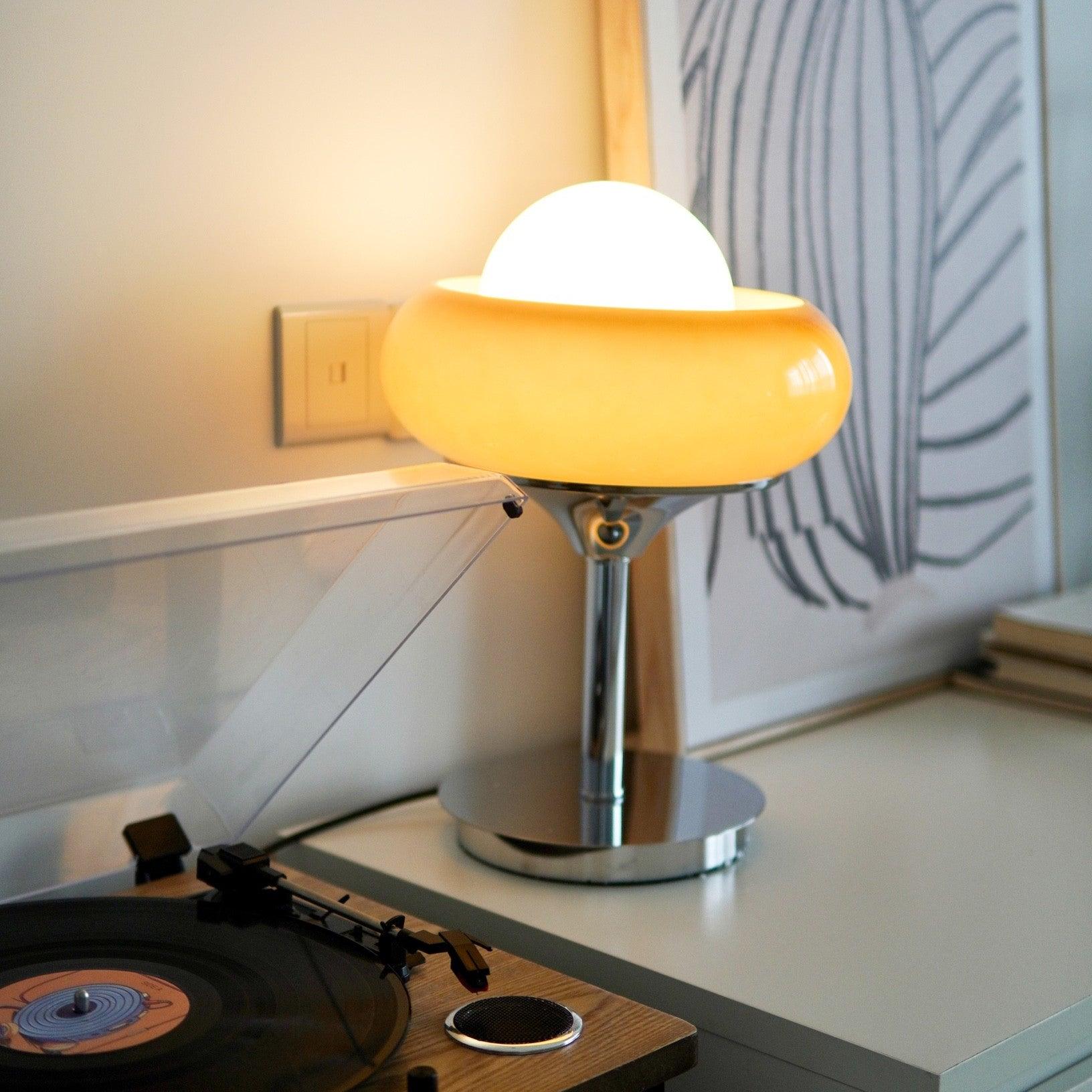 Solise Glass Retro Table Lamp - Letslighting