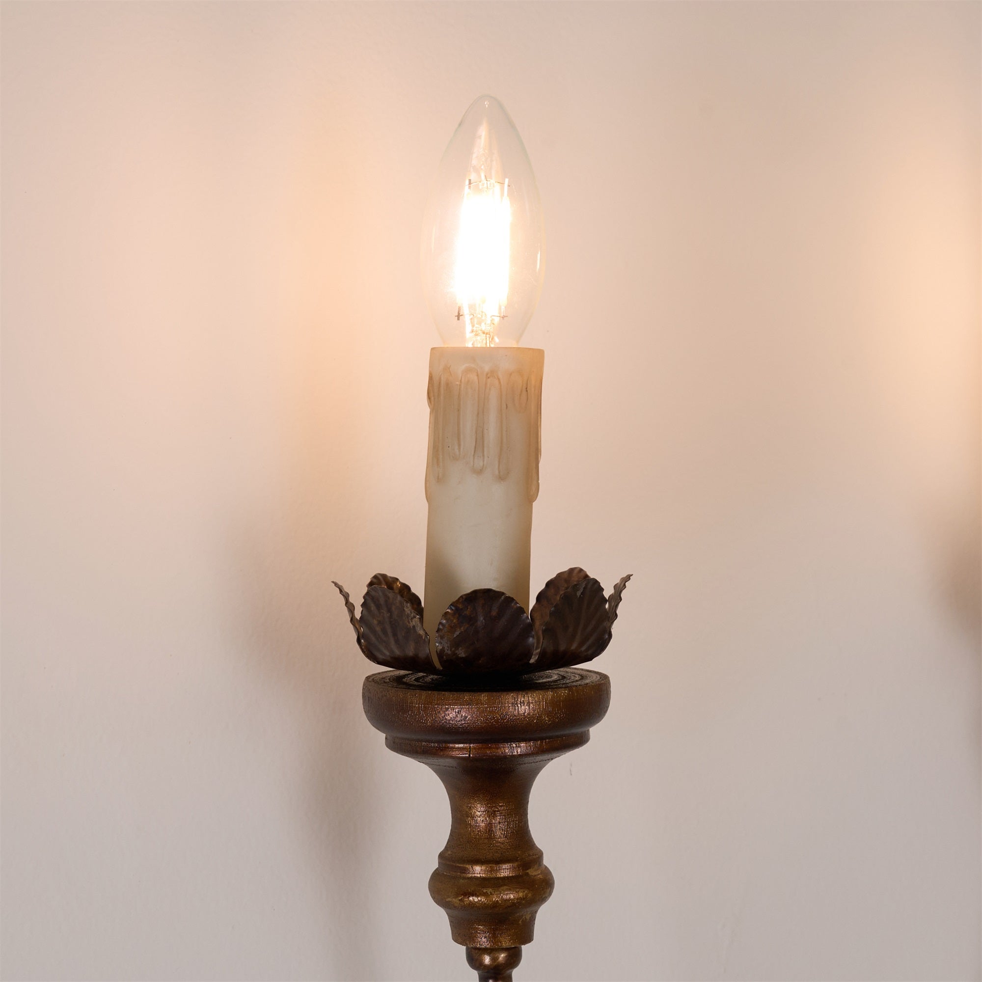 Avelaris Vintage Industrial Wooden Wall Lamp - Letslighting
