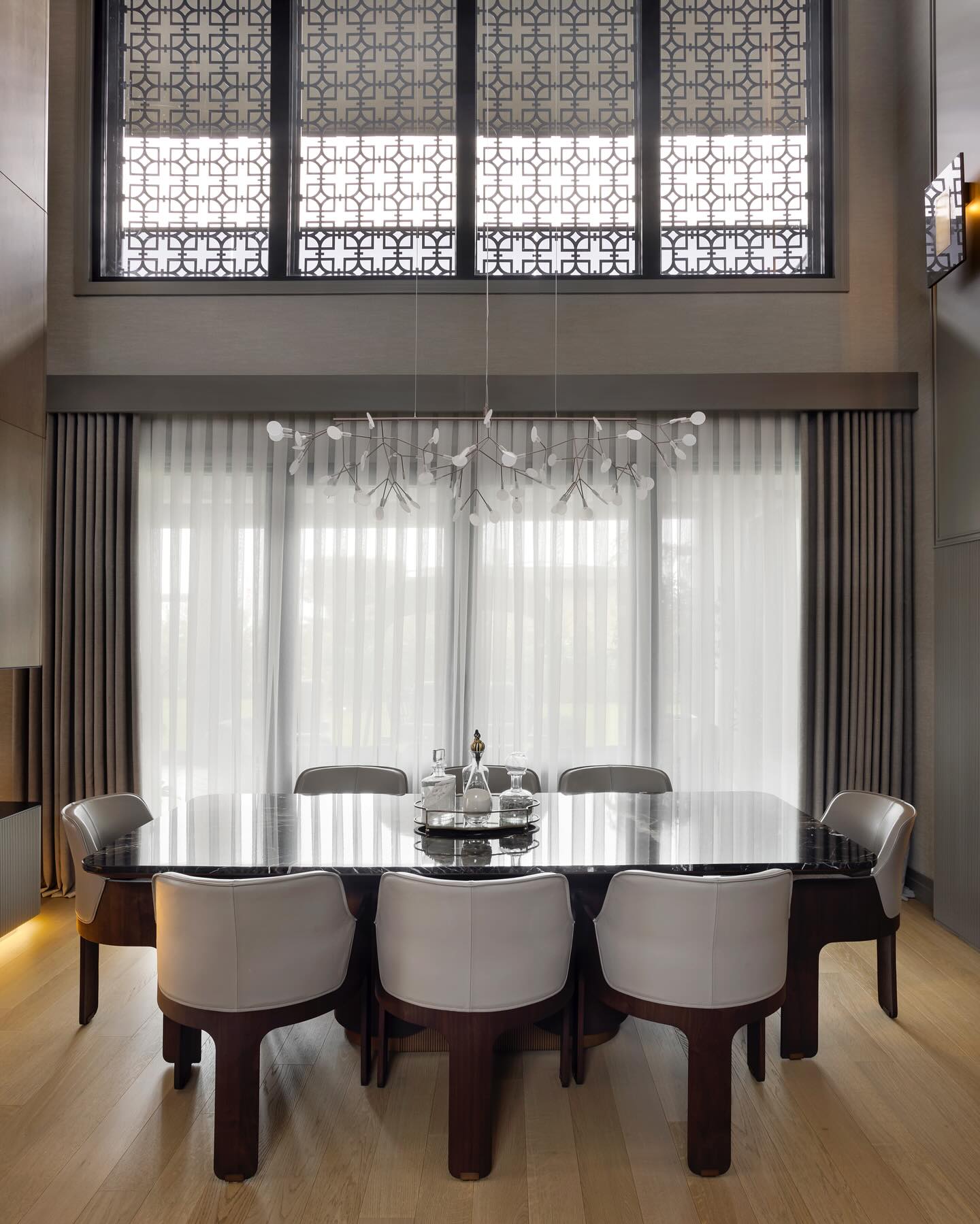 Allirus Postmodern Luxury Acrylic Chandelier - Letslighting