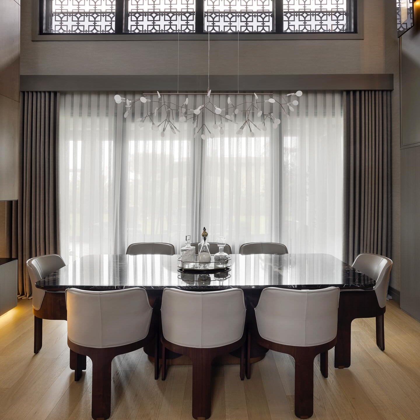 Allirus Postmodern Luxury Acrylic Chandelier - Letslighting