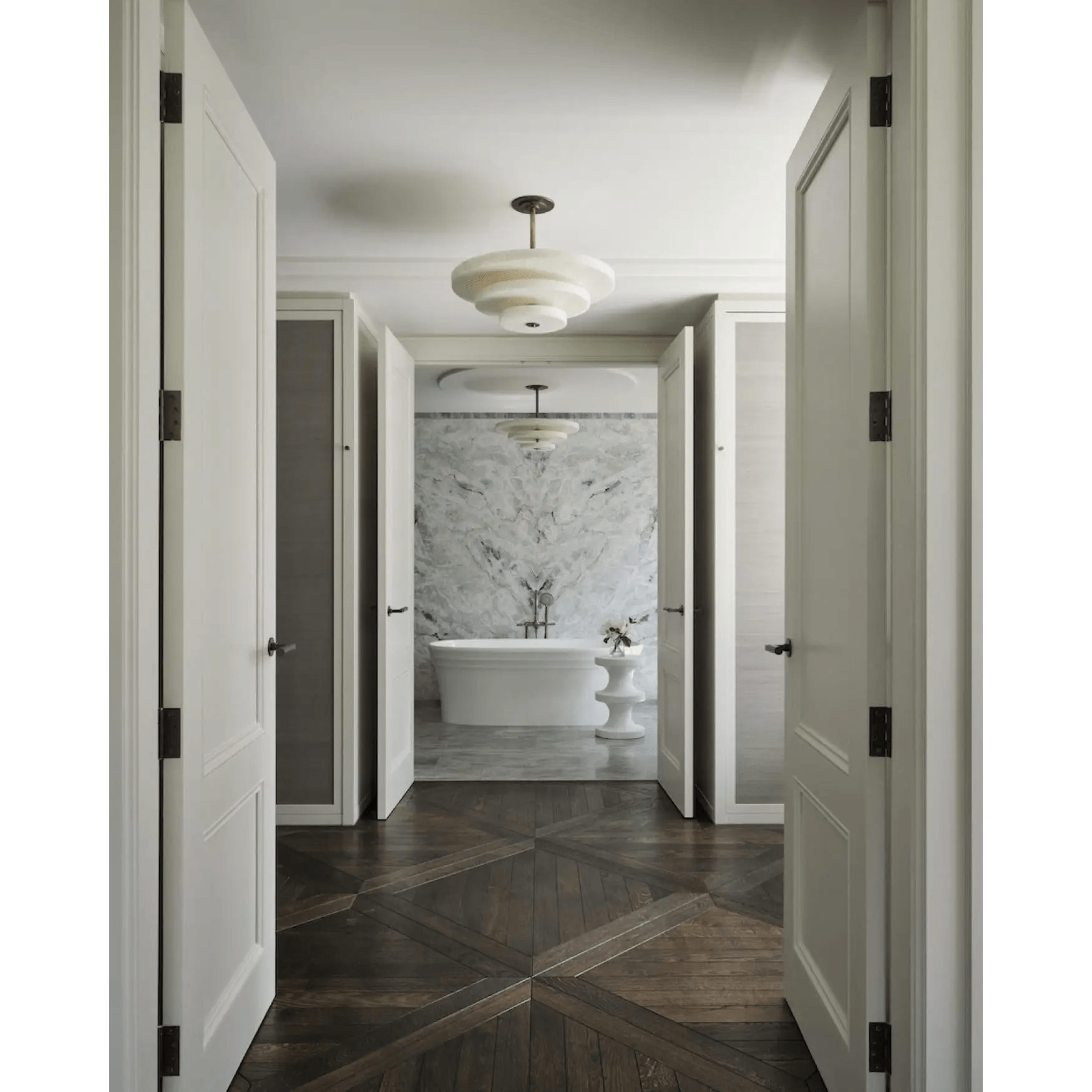 Liora Minimalist Alabaster Pendant Light Chandelier