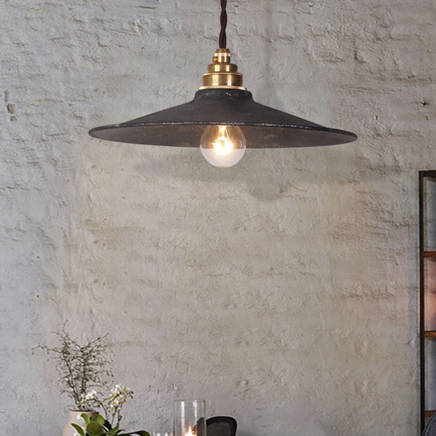 Zotheira Vintage Industrial Flat Pendant Light - Letslighting