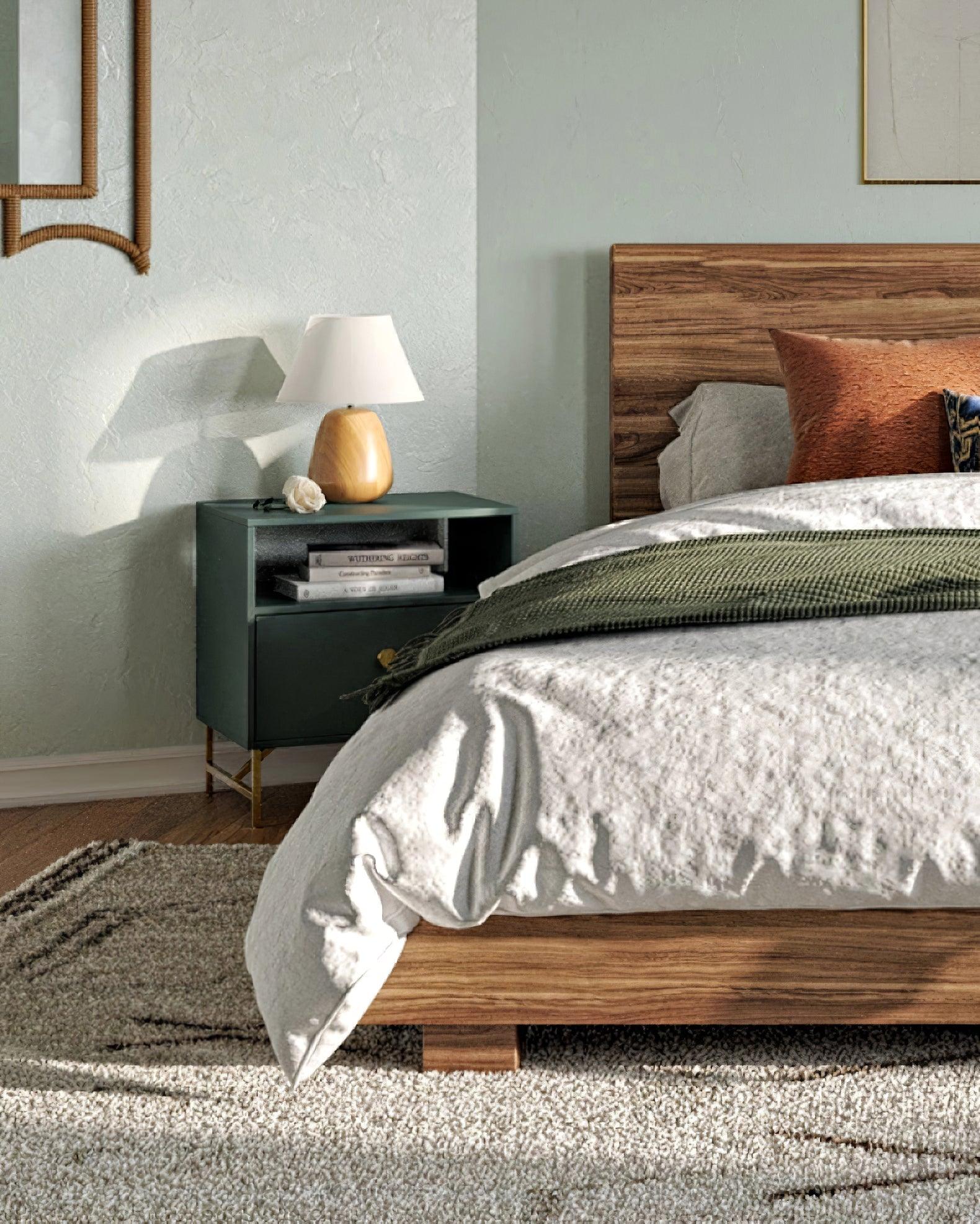 Nina Modern Wood Table Lamp - Letslighting