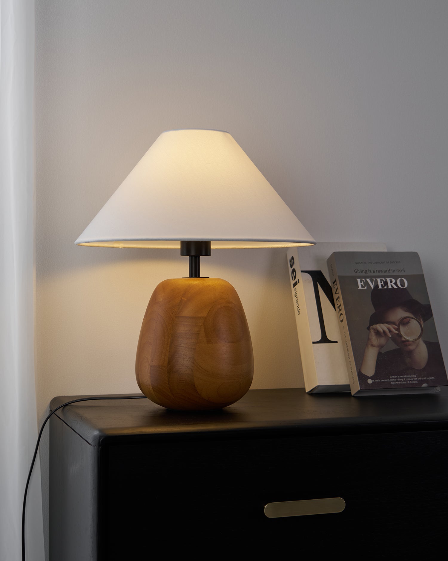 Nina Modern Wood Table Lamp - Letslighting