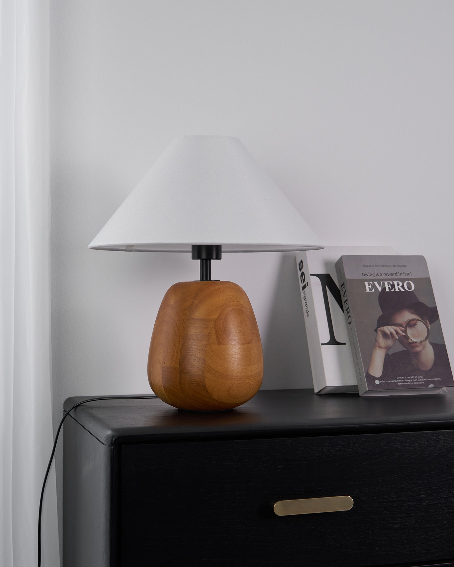 Nina Modern Wood Table Lamp - Letslighting