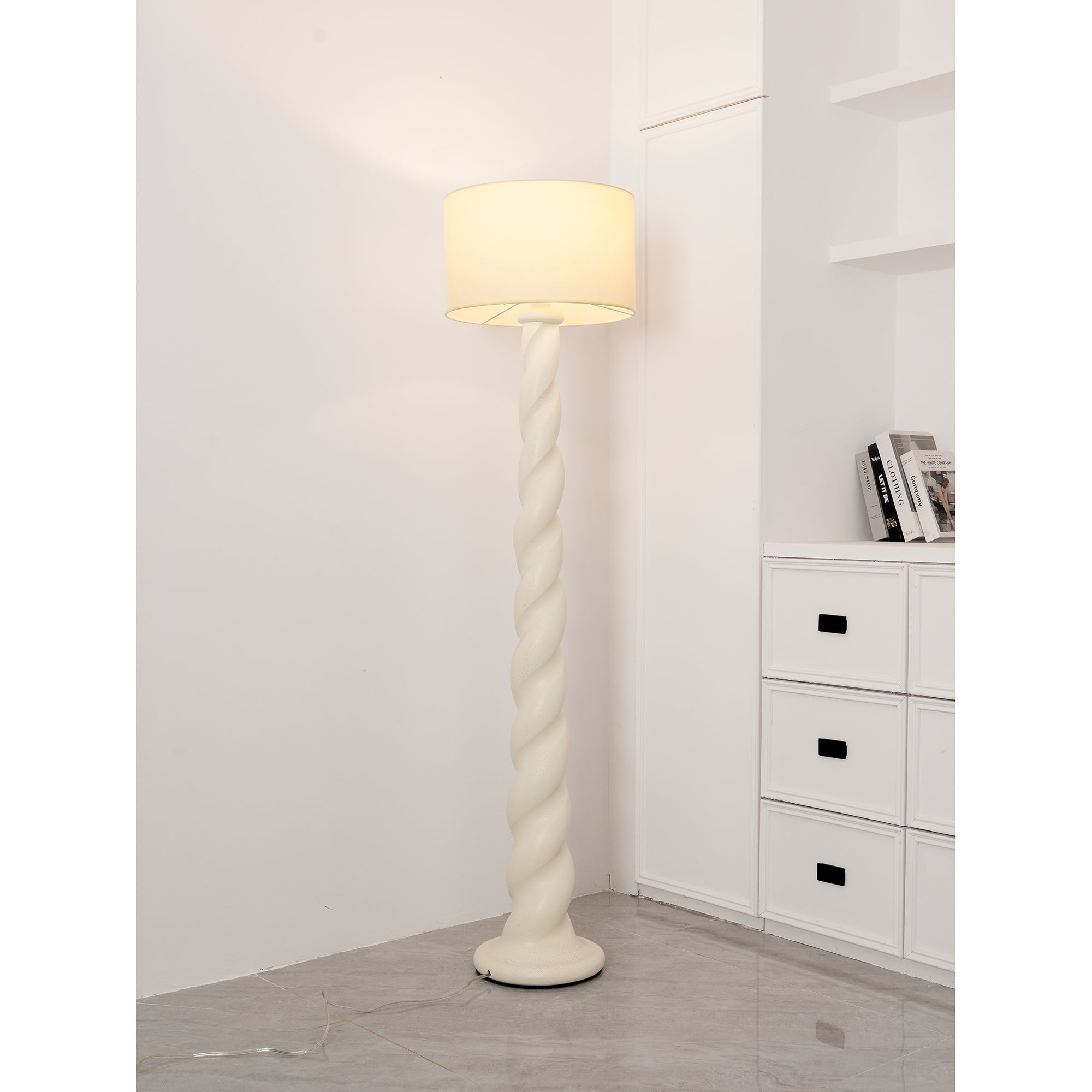 Voliril Artistic Resin Floor Lamp - Letslighting