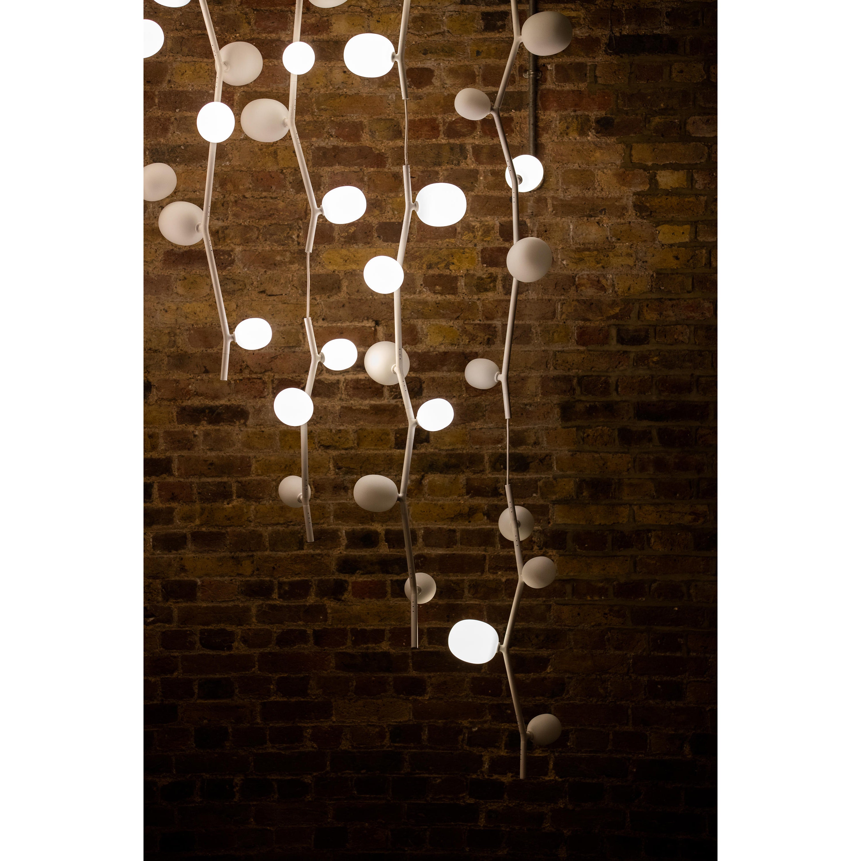 Isolora Modern Minimalist Vertical Glass Pendant Lamp - Letslighting