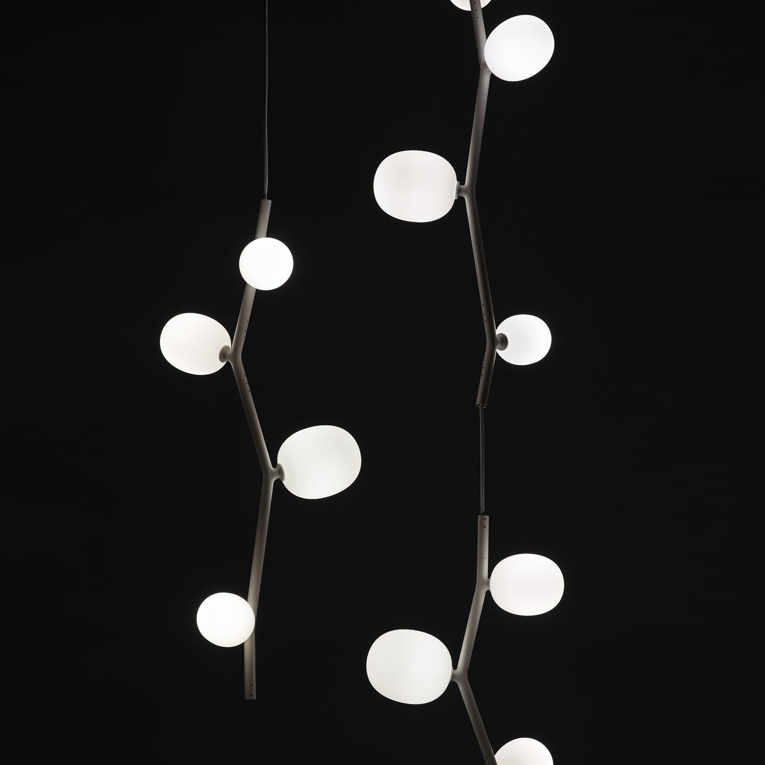 Isolora Modern Minimalist Vertical Glass Pendant Lamp - Letslighting