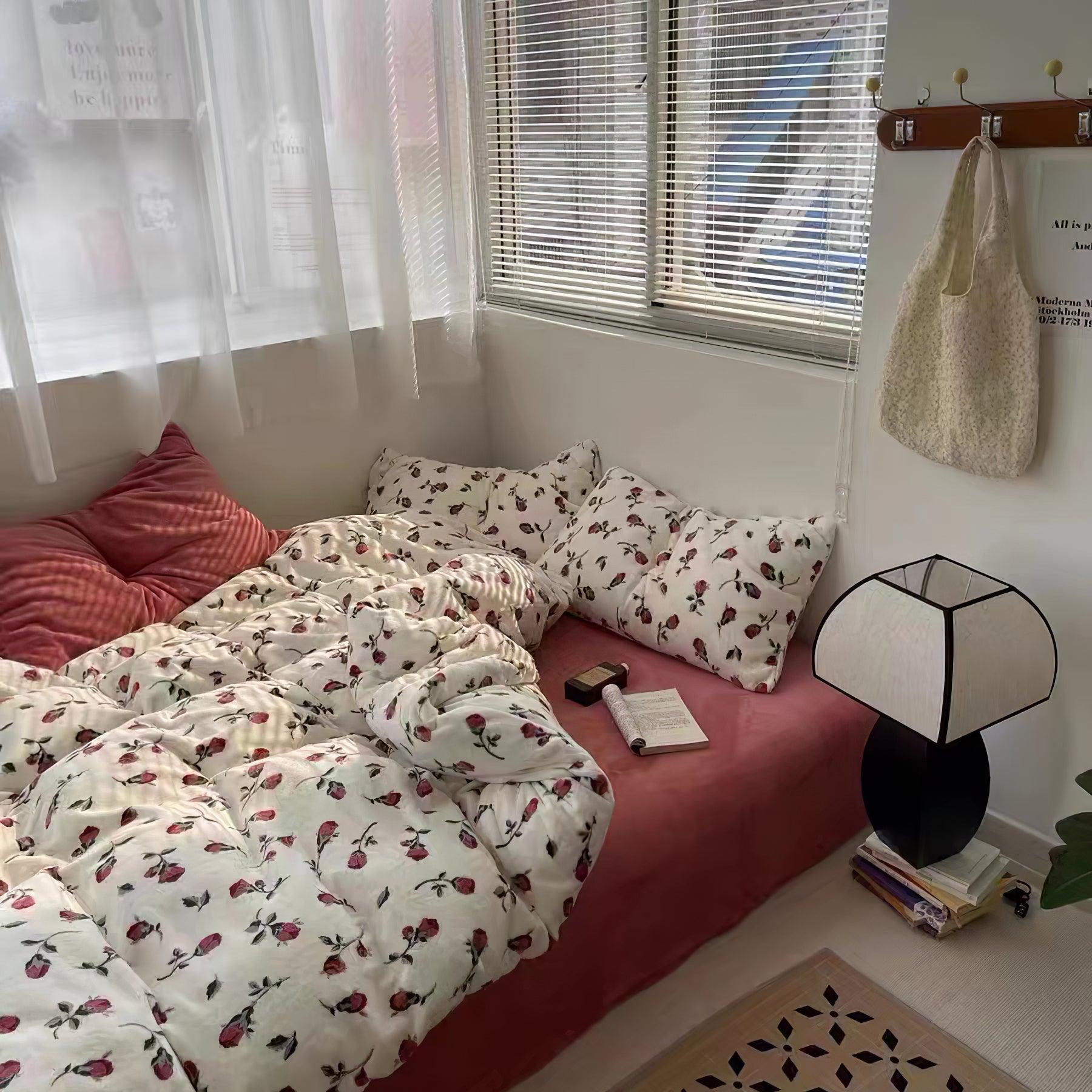 Joanna Minimalist Fabric Table Lamp - Letslighting