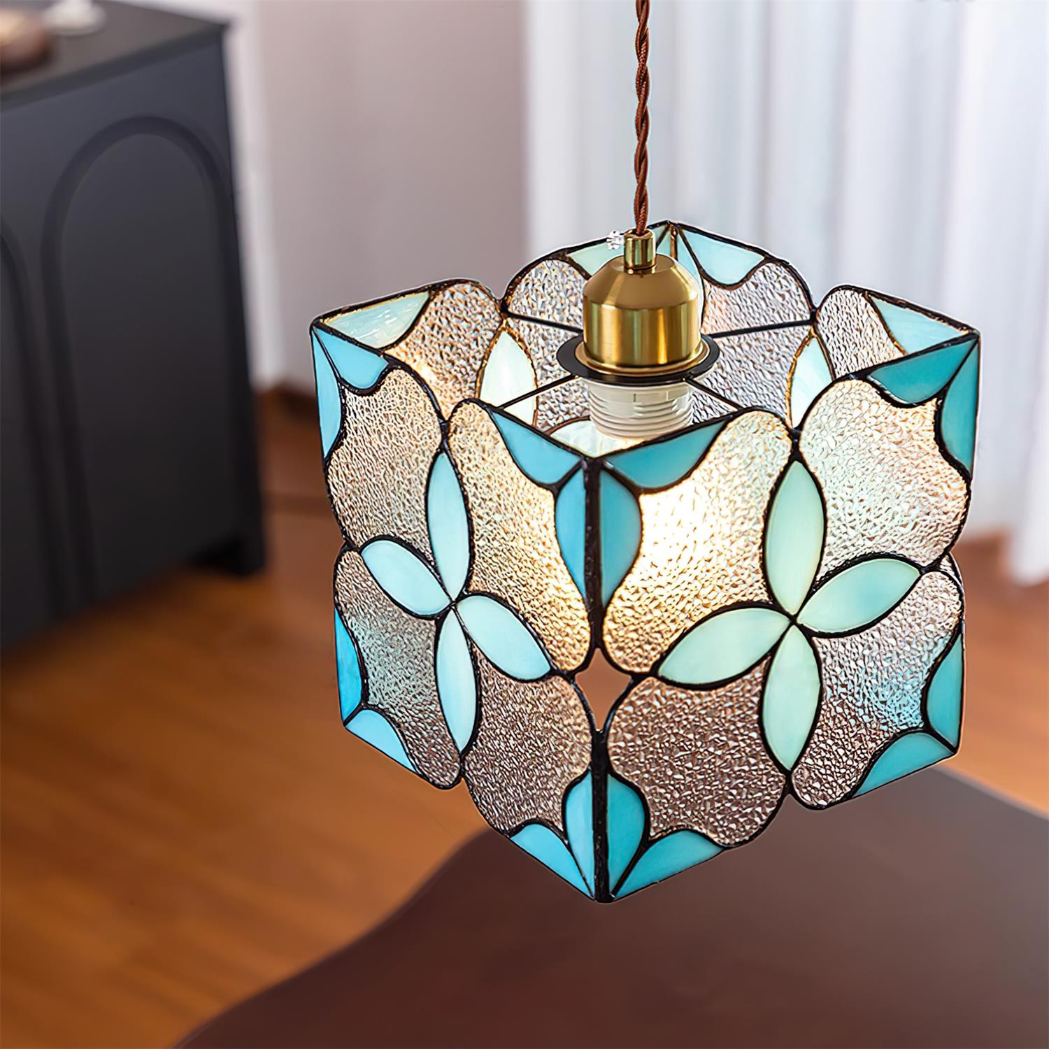 Glyna Tiffany Pendant Light - Letslighting