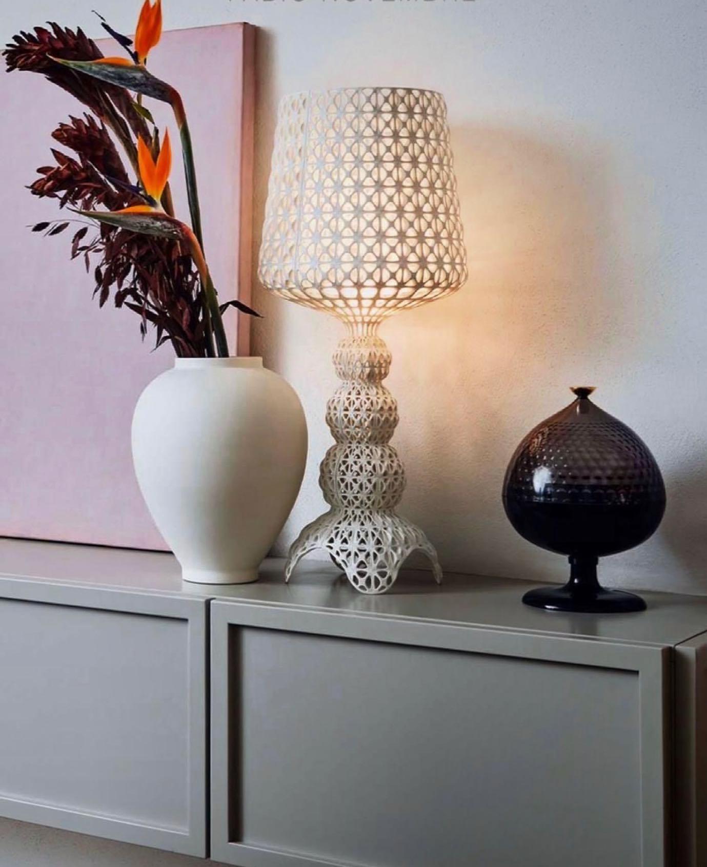 Lilah Acrylic Luxury Table Lamp - Letslighting