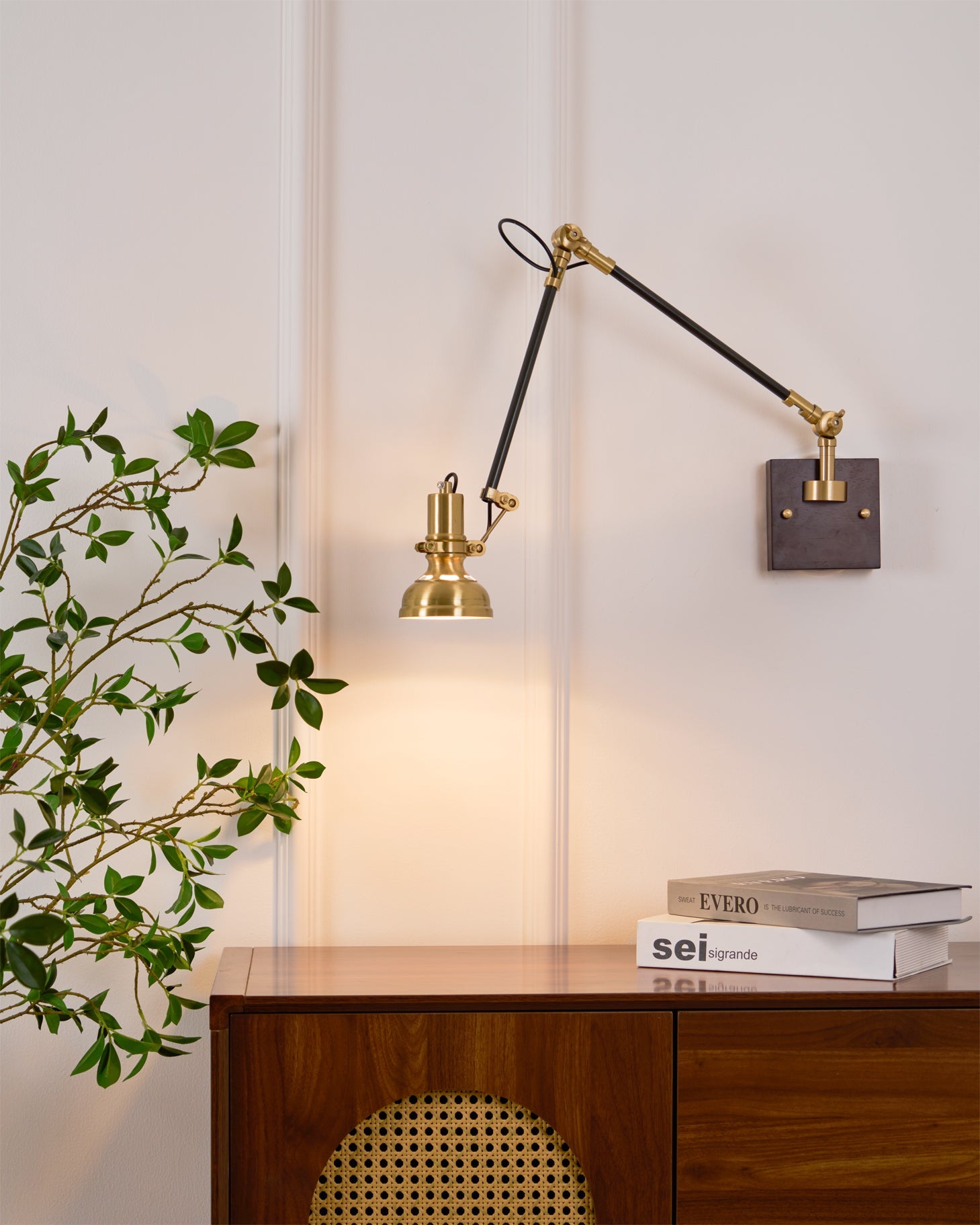 Kane Wall Lamp Swing-Arm Adjustable - Letslighting