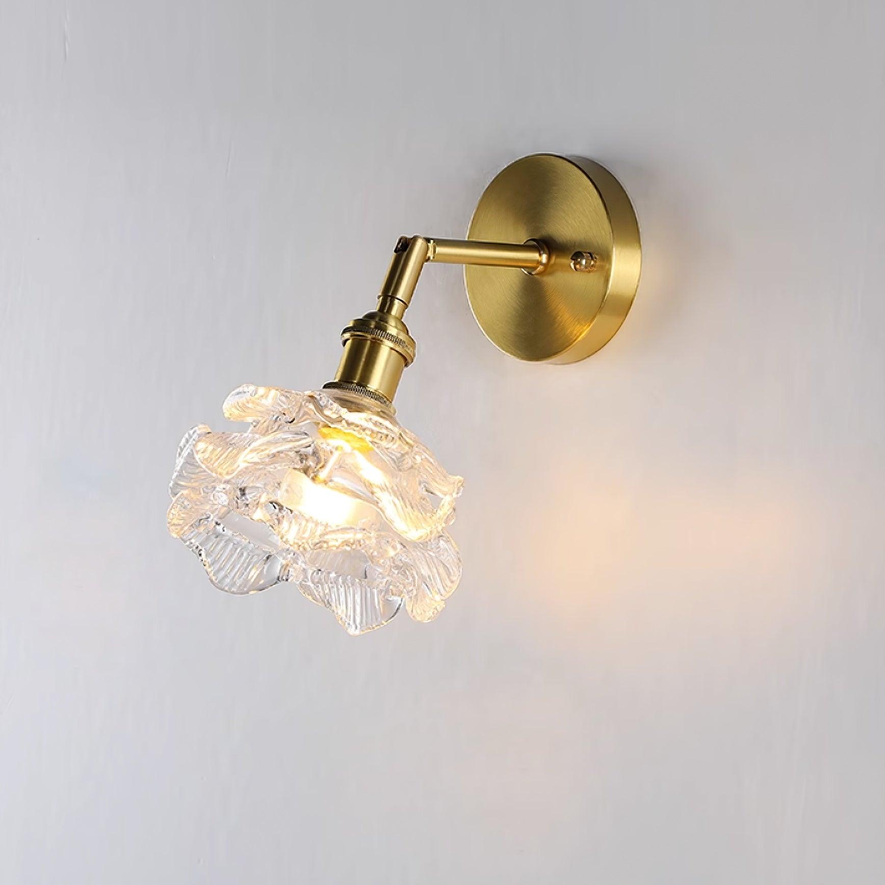 Petal Vintage Brass Wall Lamp - Letslighting