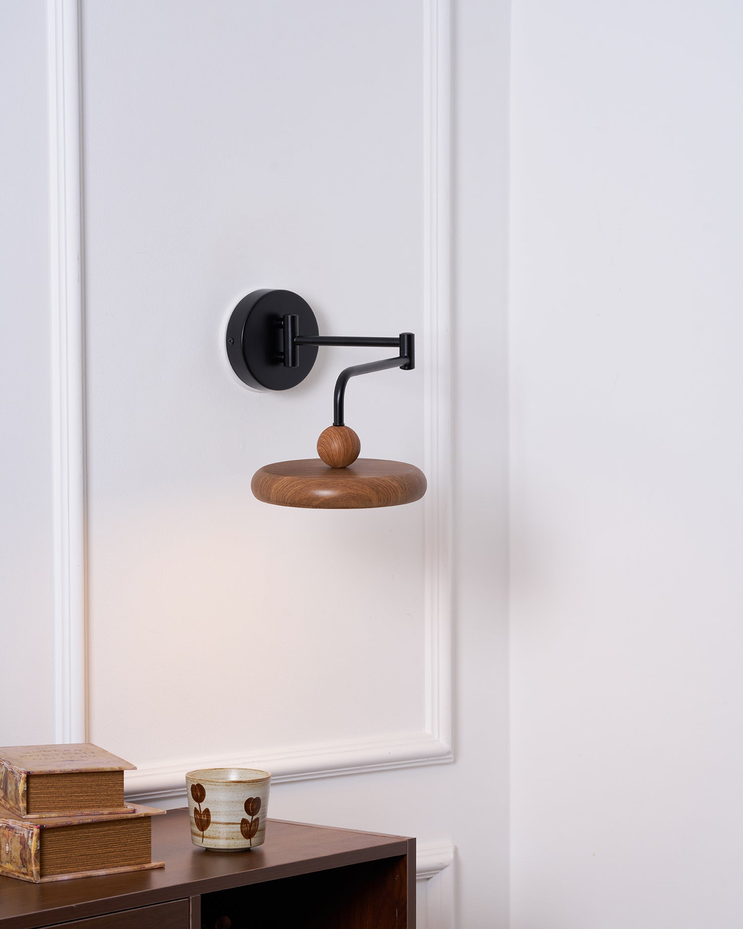 Karlin Modern Acrylic & Metal Wall Light