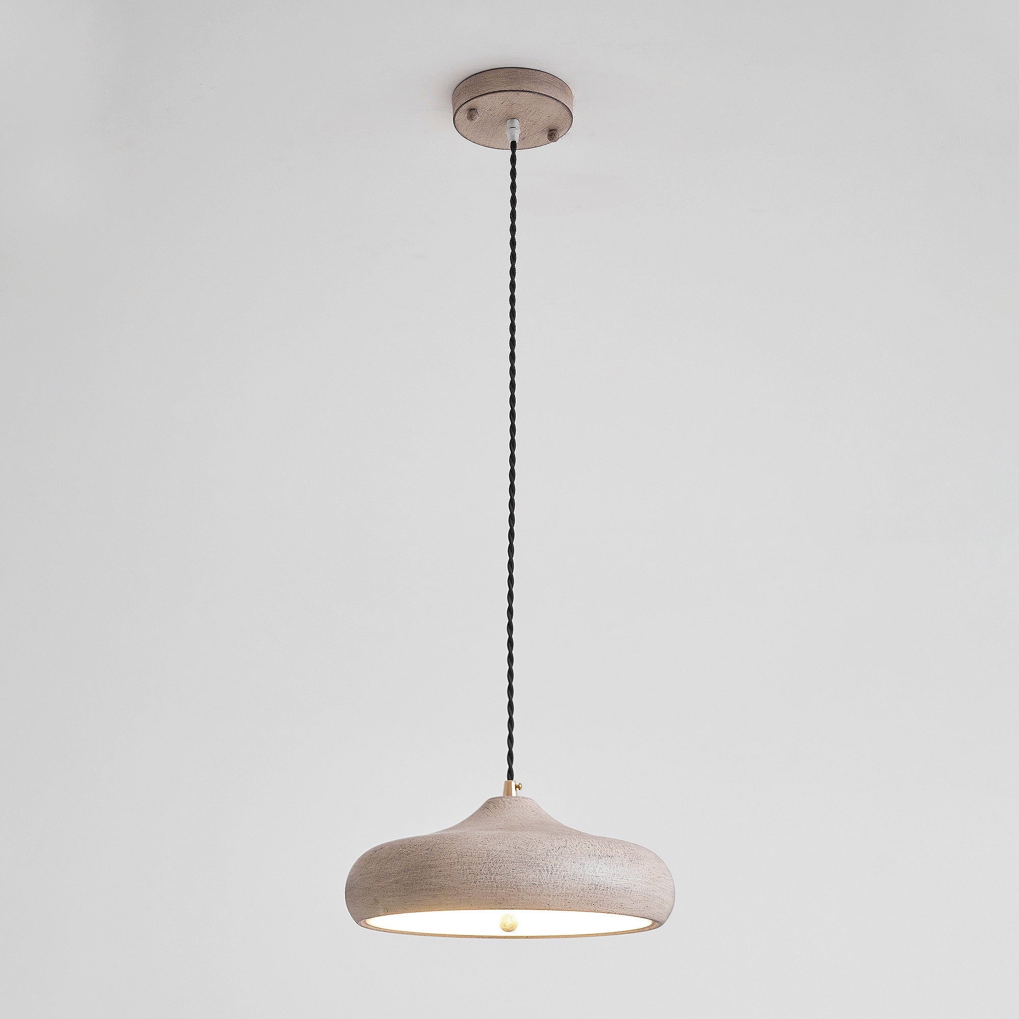 Etalyra Modern Minimalist Black Pendant Lamp - Letslighting