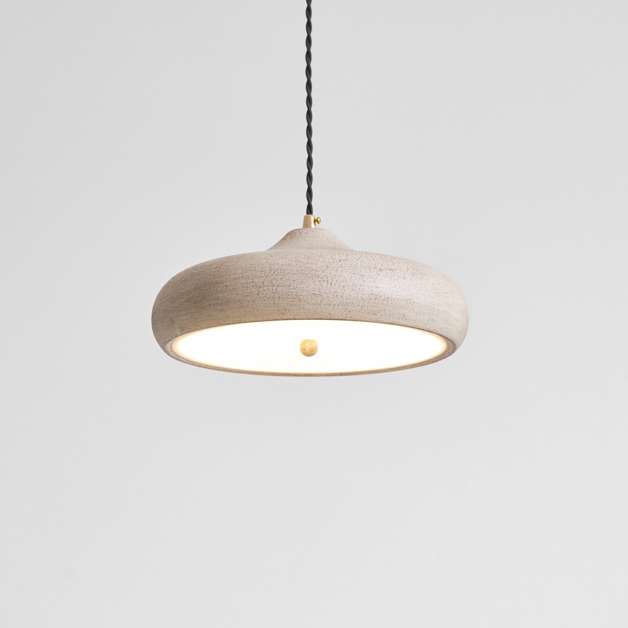 Etalyra Modern Minimalist Black Pendant Lamp - Letslighting