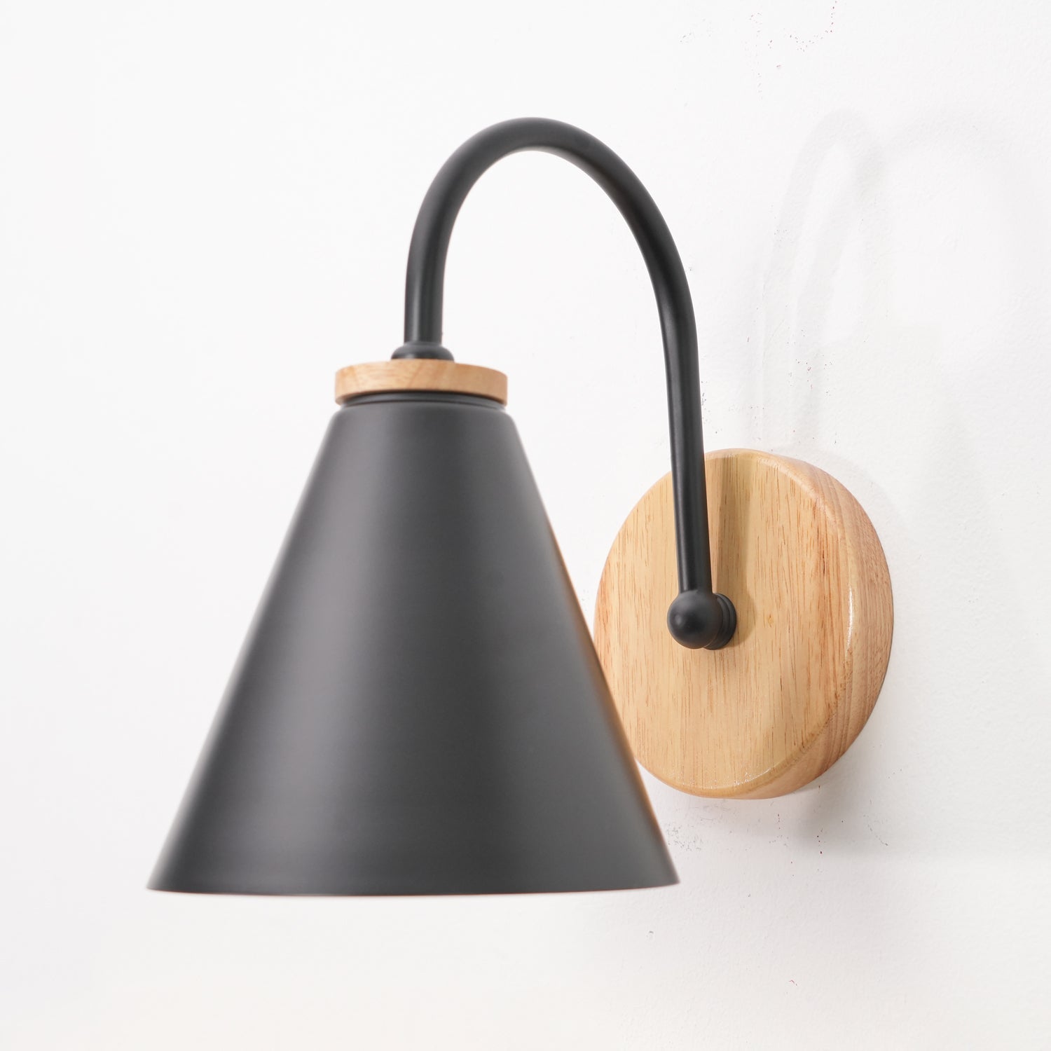 Muto Nordic Wood Wall Lamp - Letslighting