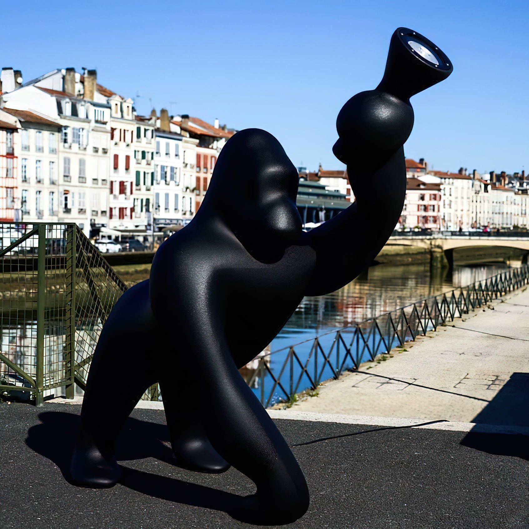 Zasolil Artistic Resin Gorilla Floor Lamp - Letslighting