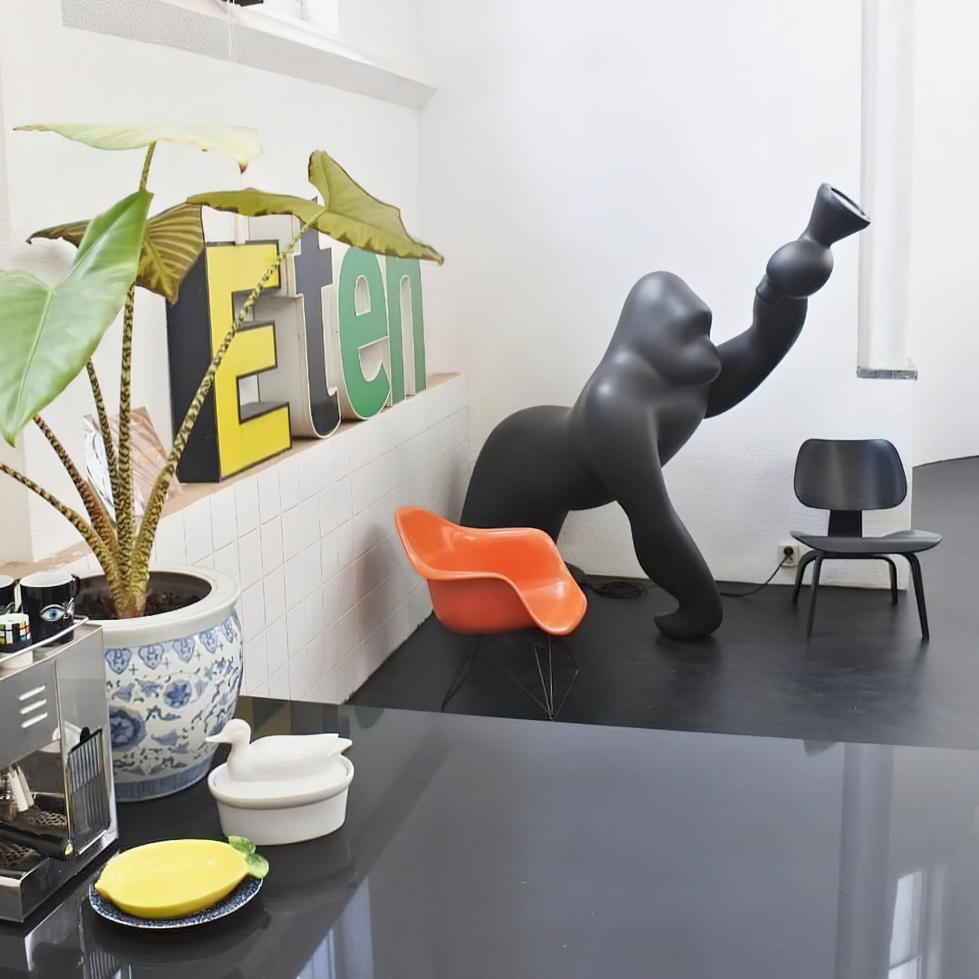 Zasolil Artistic Resin Gorilla Floor Lamp - Letslighting