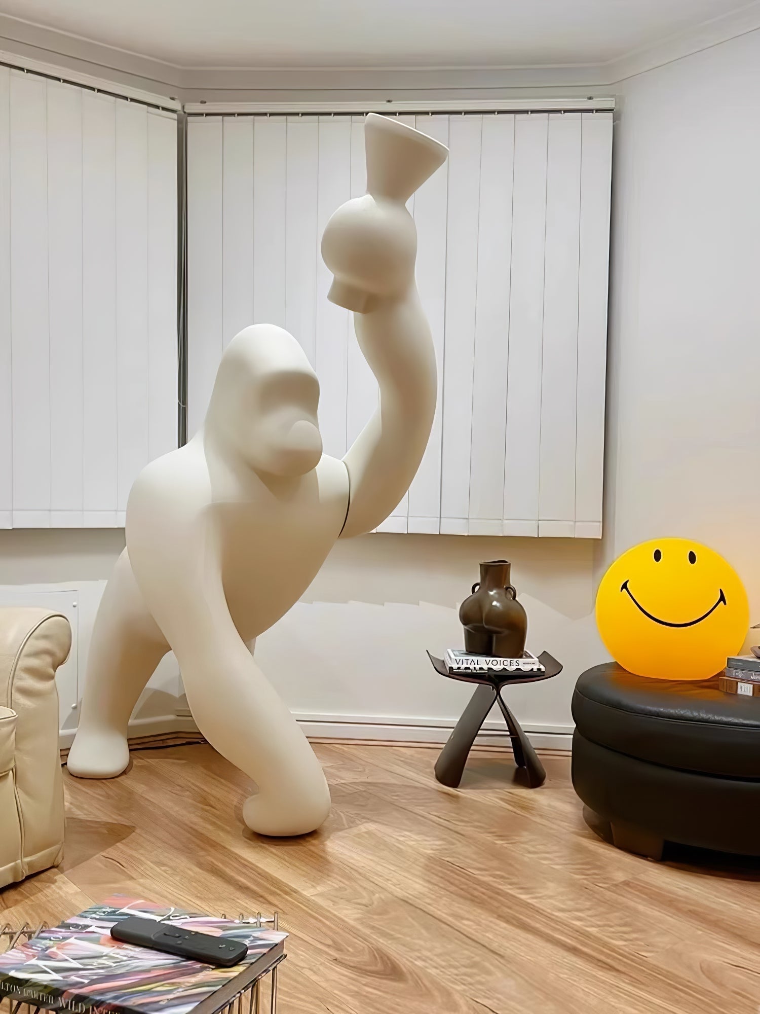 Zasolil Artistic Resin Gorilla Floor Lamp - Letslighting