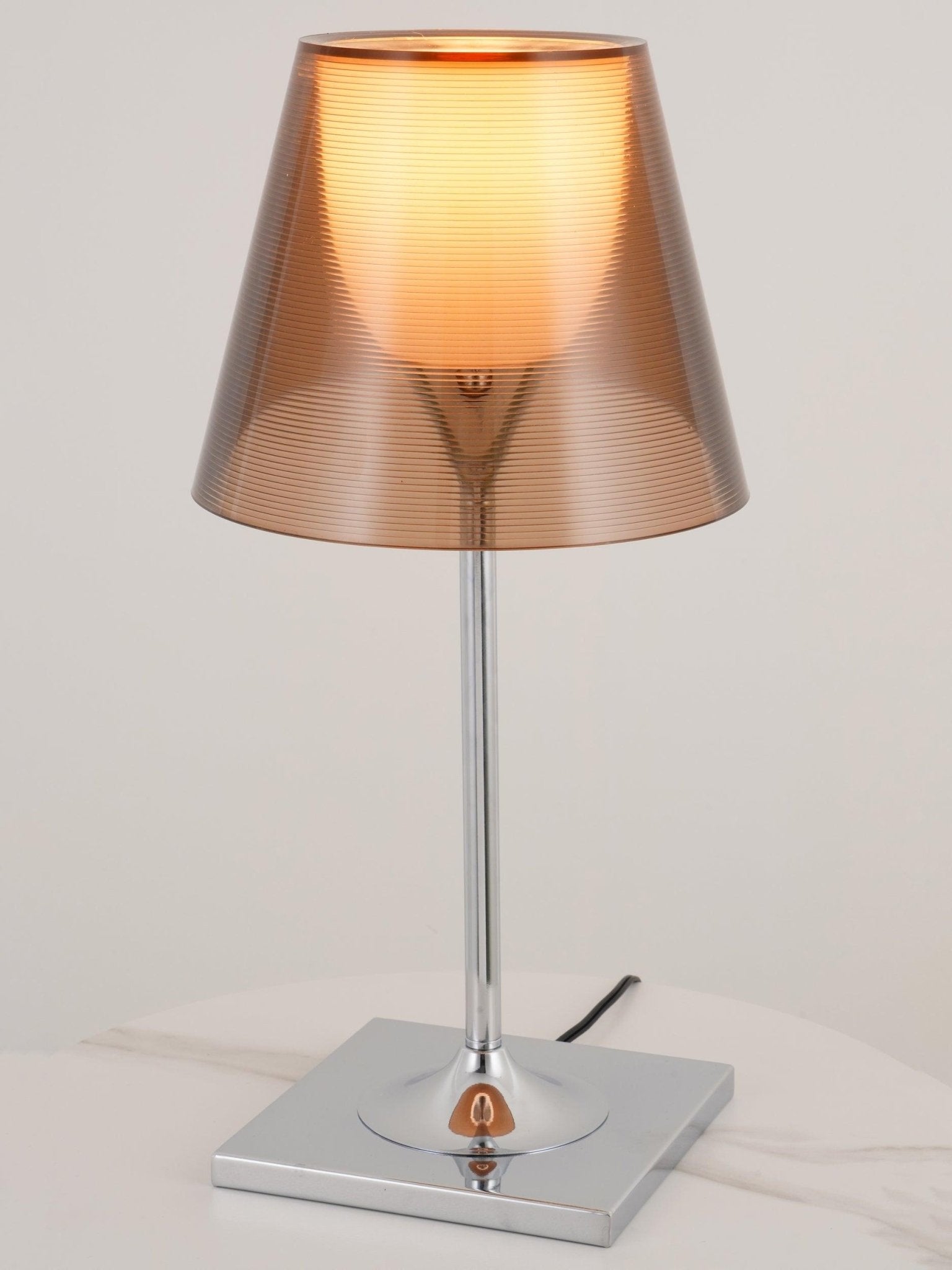 Bravon Plastic Table Lamp - Letslighting