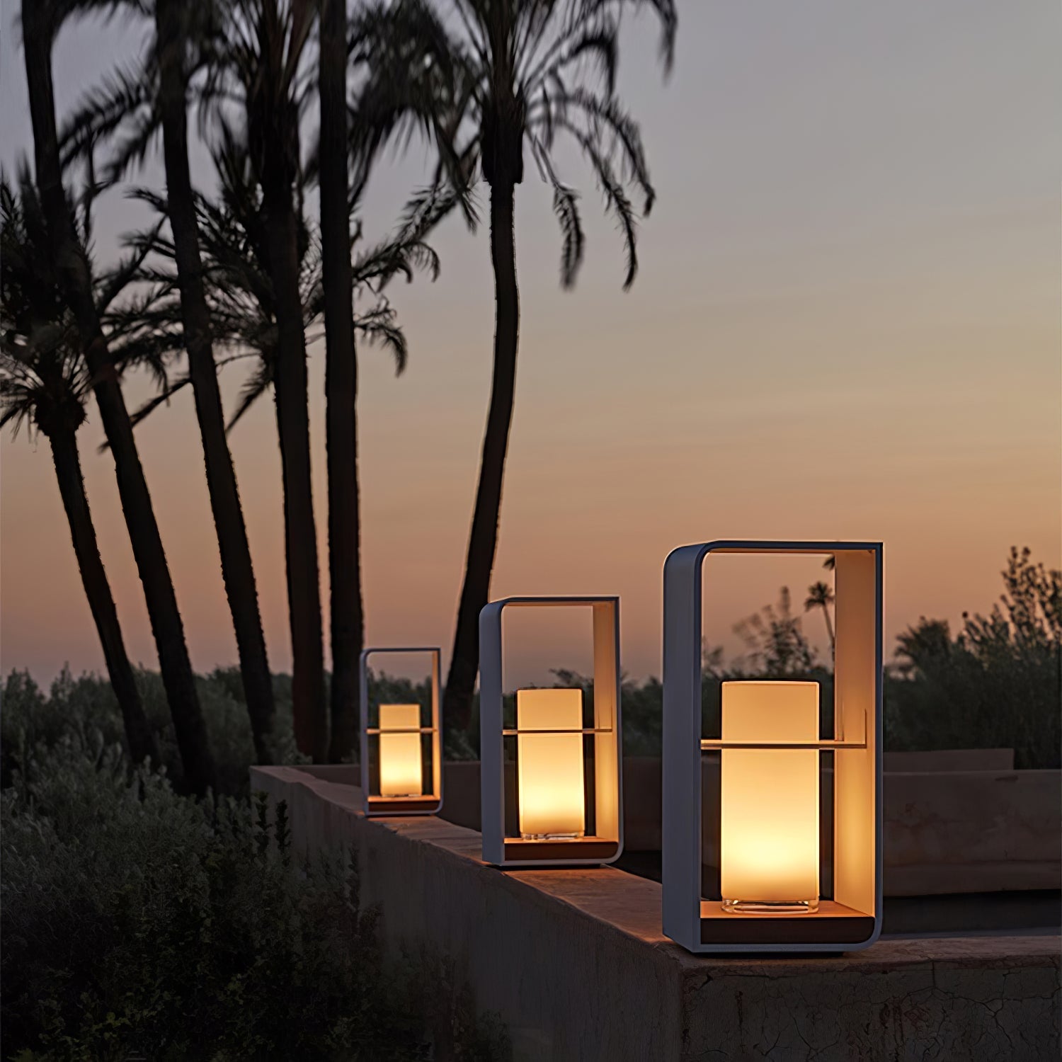 Poppy Minimalist Outdoor Light - Letslighting