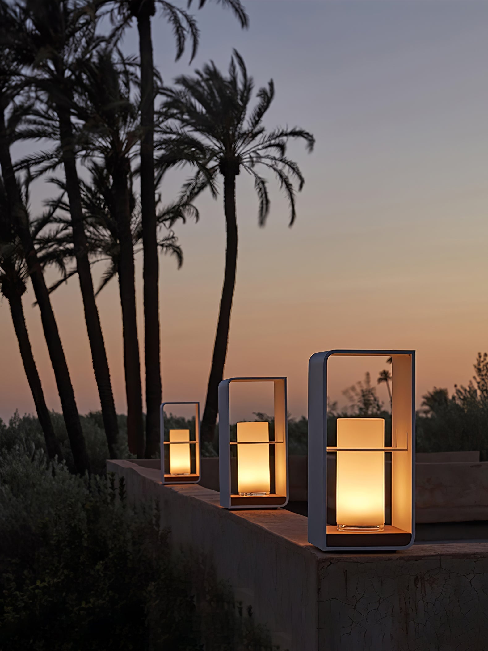 Poppy Minimalist Outdoor Light - Letslighting