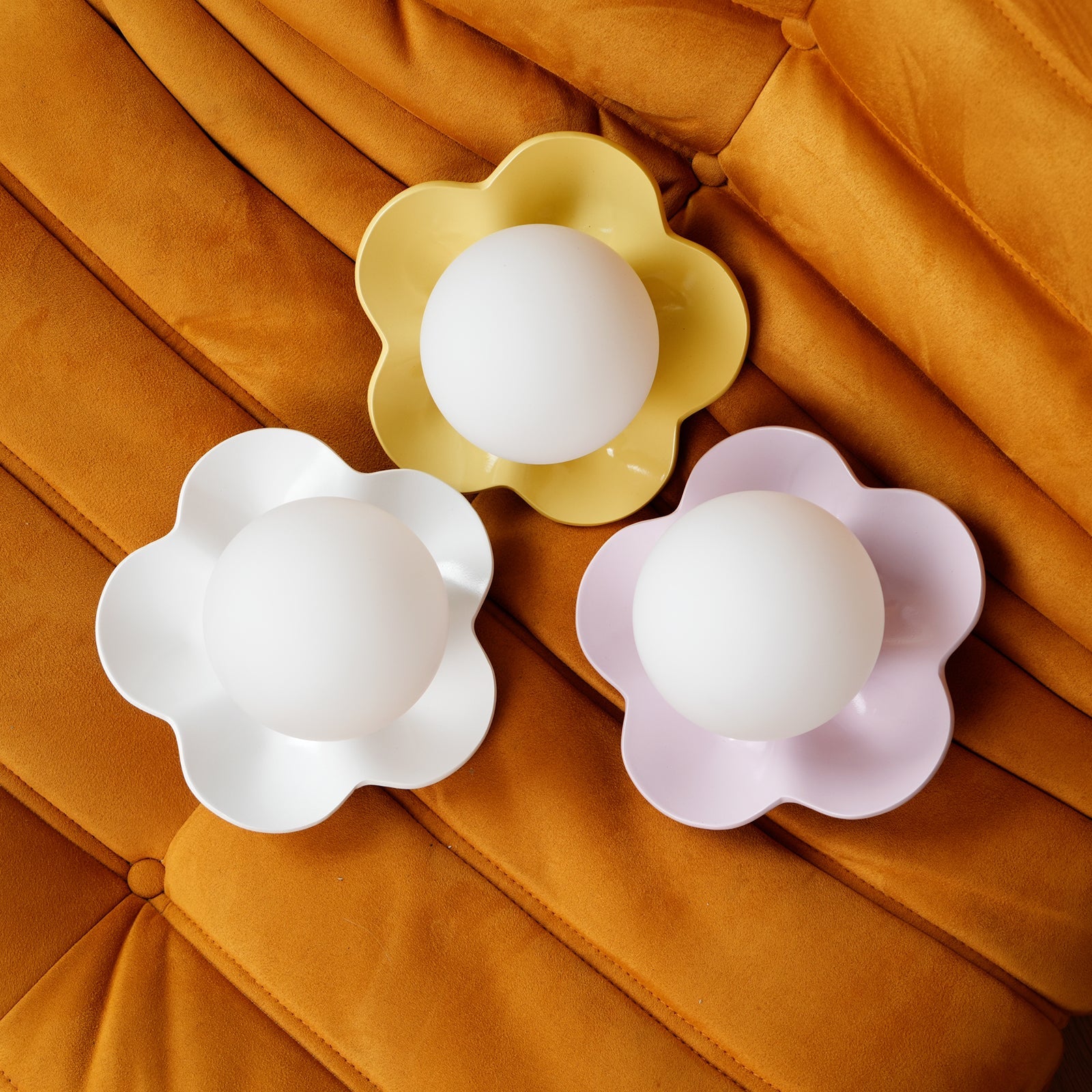 Meluna Yellow Flower Wall Lamp - Letslighting