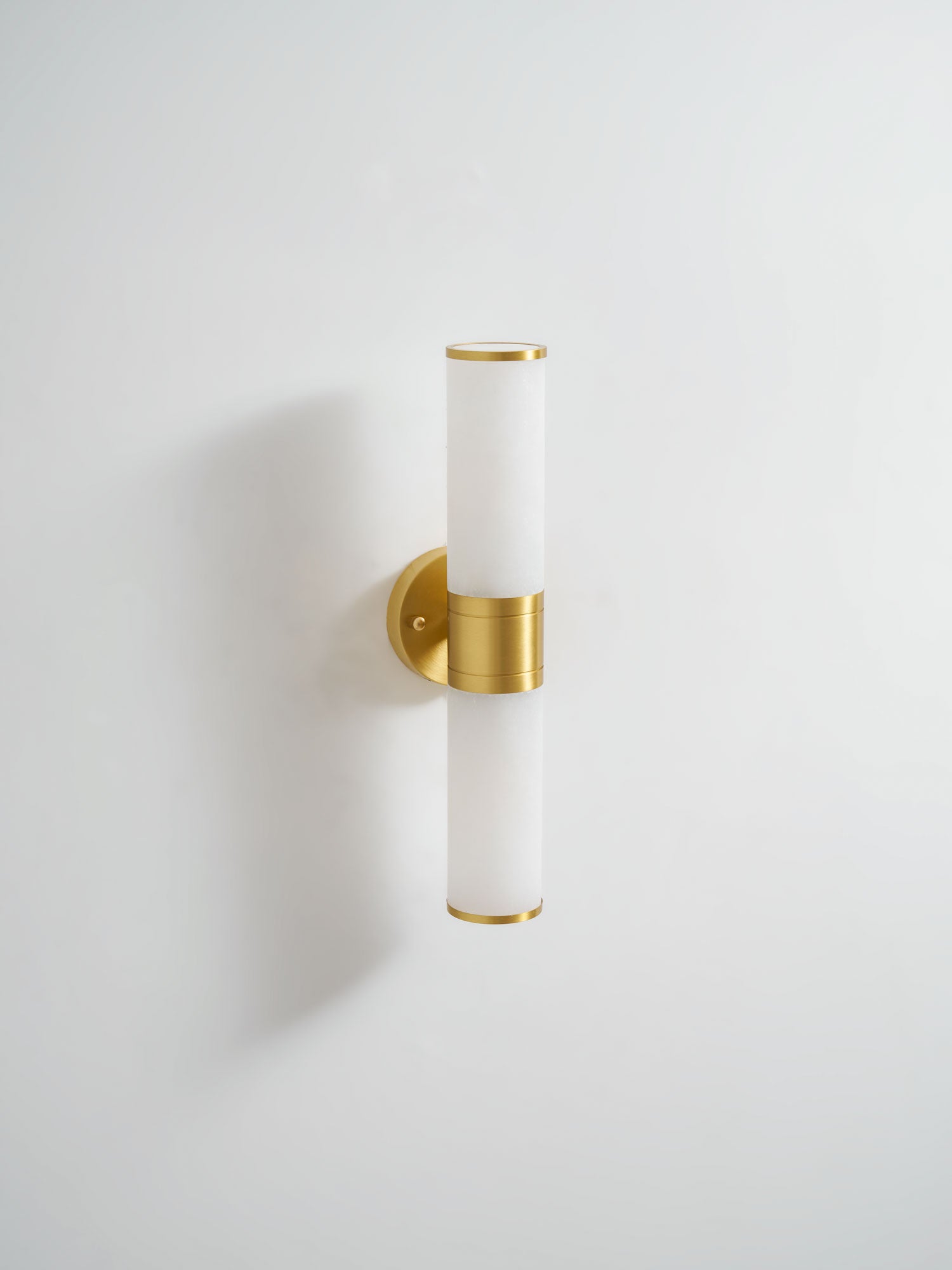 Kaia Minimalist Alabaster Wall Lamp - Letslighting