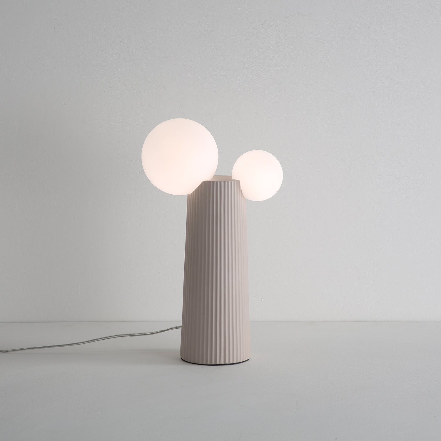 Zenithre Resin Plastic Table Lamp - Letslighting