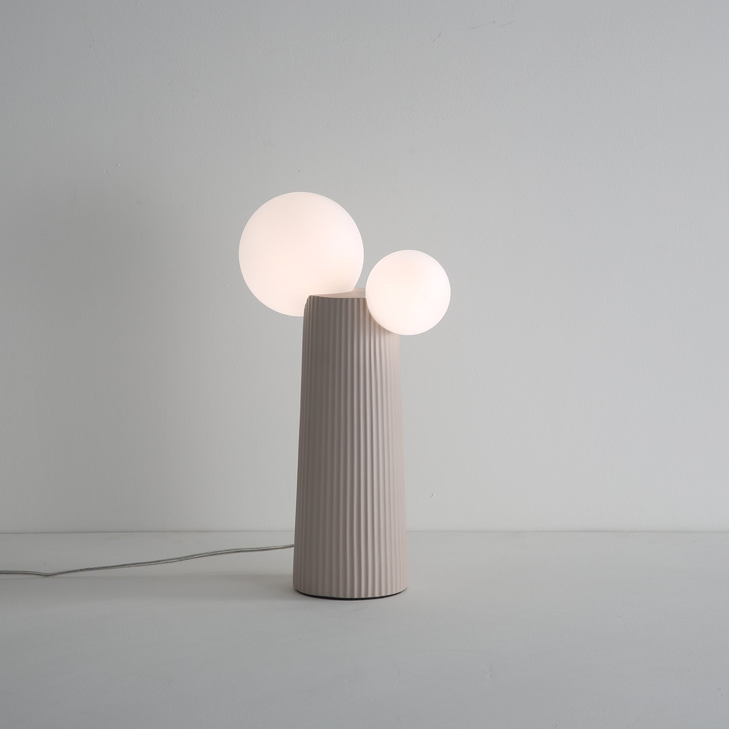 Zenithre Resin Plastic Table Lamp - Letslighting