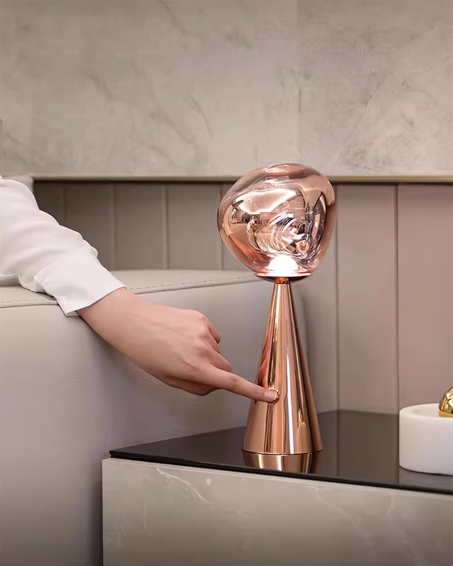 Wren Modern Table Lamp - Letslighting